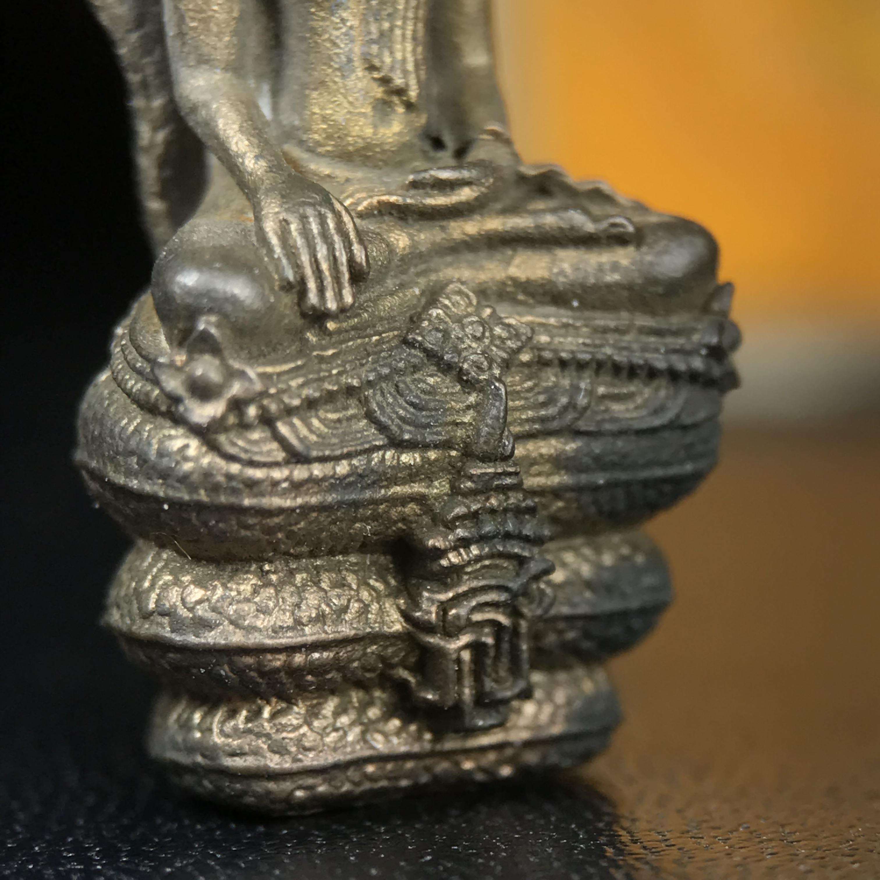 พระพุทธรูปนาคปรกปางมารวิชัย สธ. เนื่องวโรกาสสมเด็จพระเทพรัตนราชสุดาฯทรงเจริญพระชนมายุครบ 3รอบ ปี2534 พระกริ่งนวโลหะ พิธีพุทธาภิเษก ณ วัดบวรนิเวศวิหาร โดยมีสมเด็จพระญาณสังวรสมเด็จพระสังฆราชเป็นองค์ประธาน(พิธีใหญ่ มวลสารดี พุทธศิลป์งดงาม)อุดมวลสารผงจิตรลดา