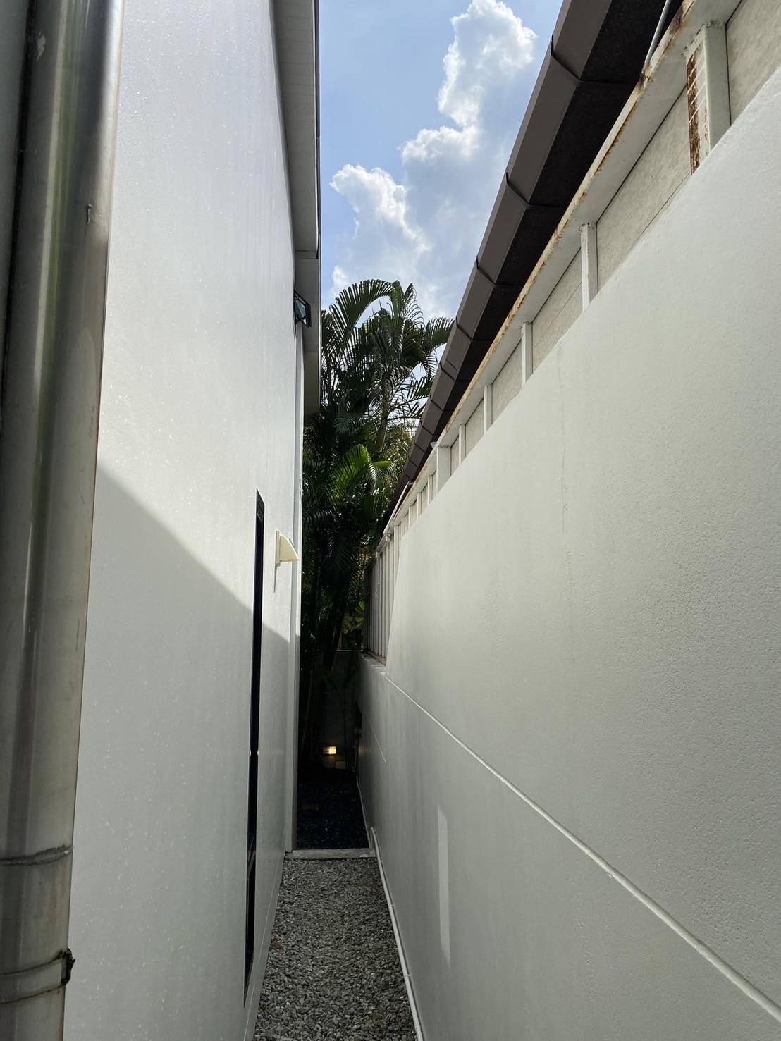 For Rent : Private Pool Villa near Robinson Thalang, 2 bedrooms 2 bathrooms