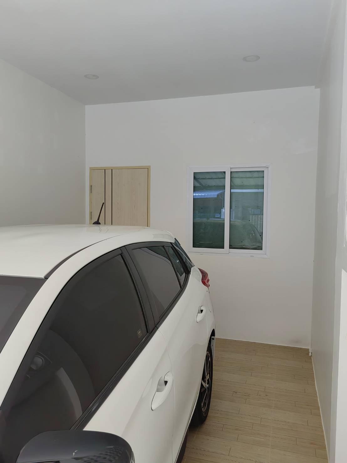 For Rent : Chalong, One-Storey Townhouse, 2 Bedrooms 1 Bathrooms