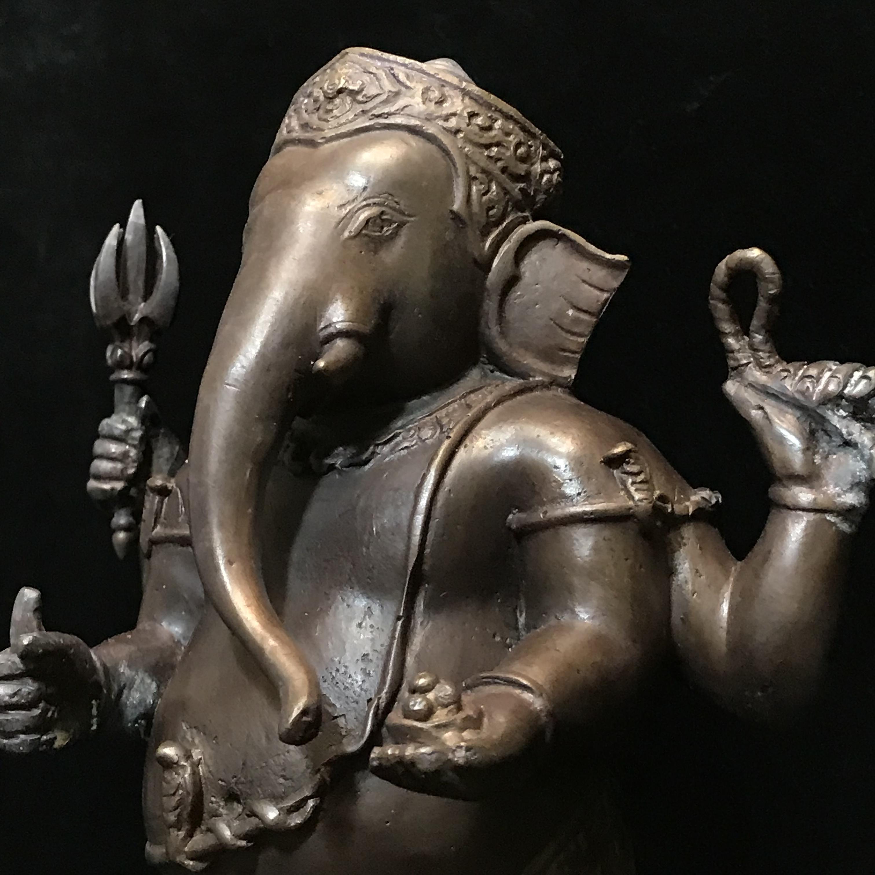 พระพิฆเนศ รุ่นครบรอบ100 ปี กรมศิลปากร ปี2556 ขนาดบูชา ปางประทานพร(องค์ยืน)สูง 10 นิ้วครึ่ง No.3109