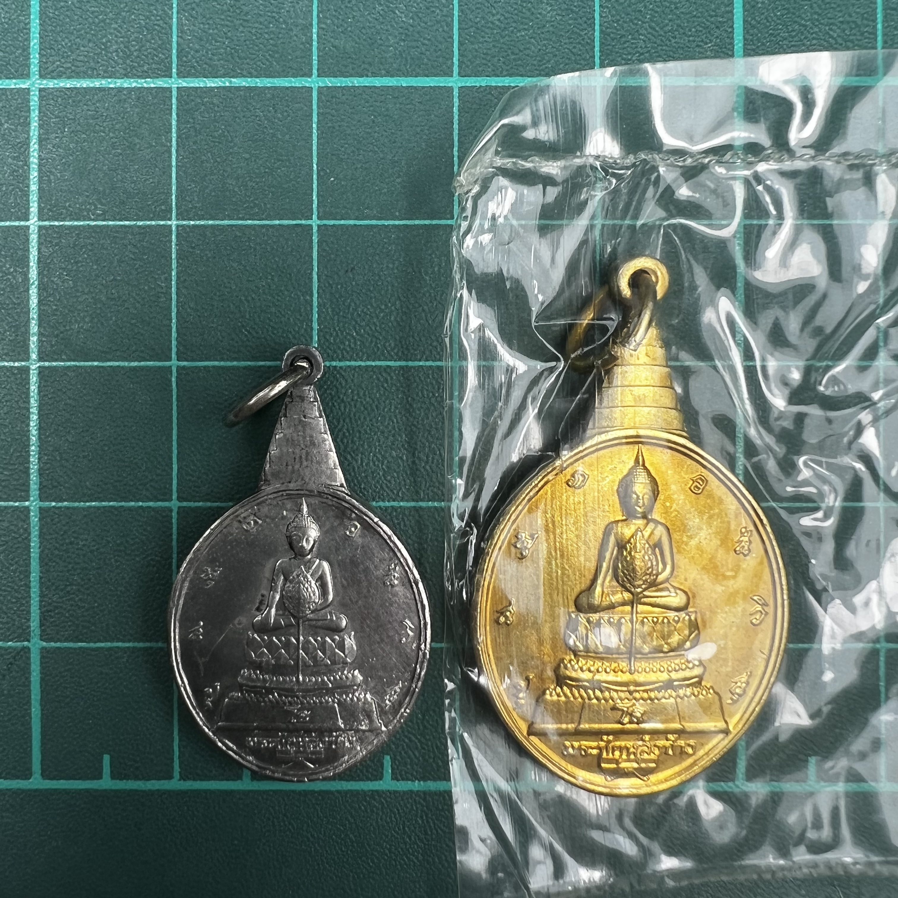 เหรียญพระชัยหลังช้าง ภปร. ครบ 5 รอบ ในหลวงรัชกาลที่9 พ.ศ.2530 เนื้อเงินพิมพ์เล็ก(หนัก 2 สลึง(7.6กรัม))หายาก สภาพสวยเดิมพร้อมซองเดิมกองกษาปณ์(พิธีใหญ่ รุ่นยอดมนิยม)