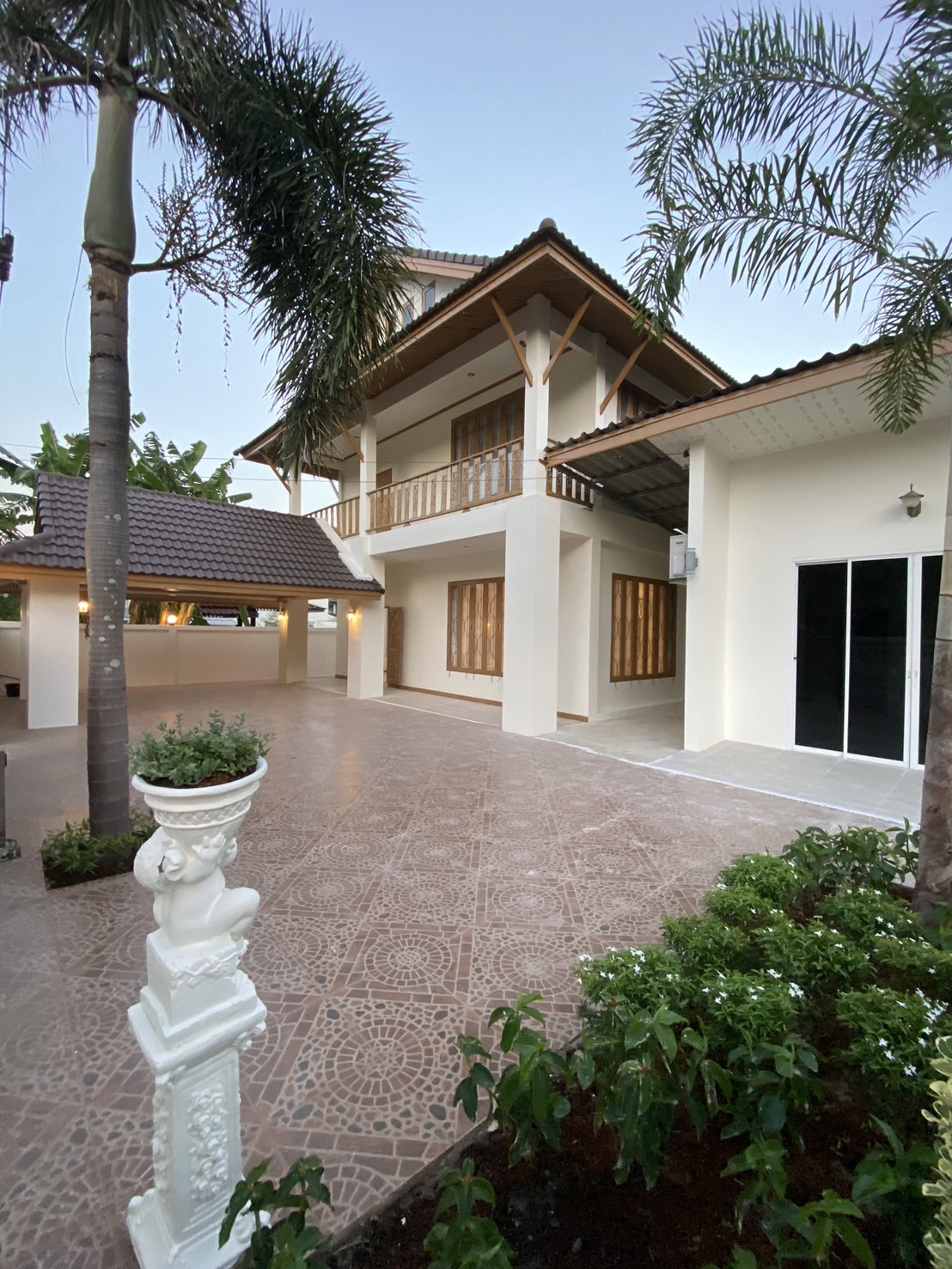 For Rent : Chalong, 2-story detached house, 4 bedrooms 4 bathrooms