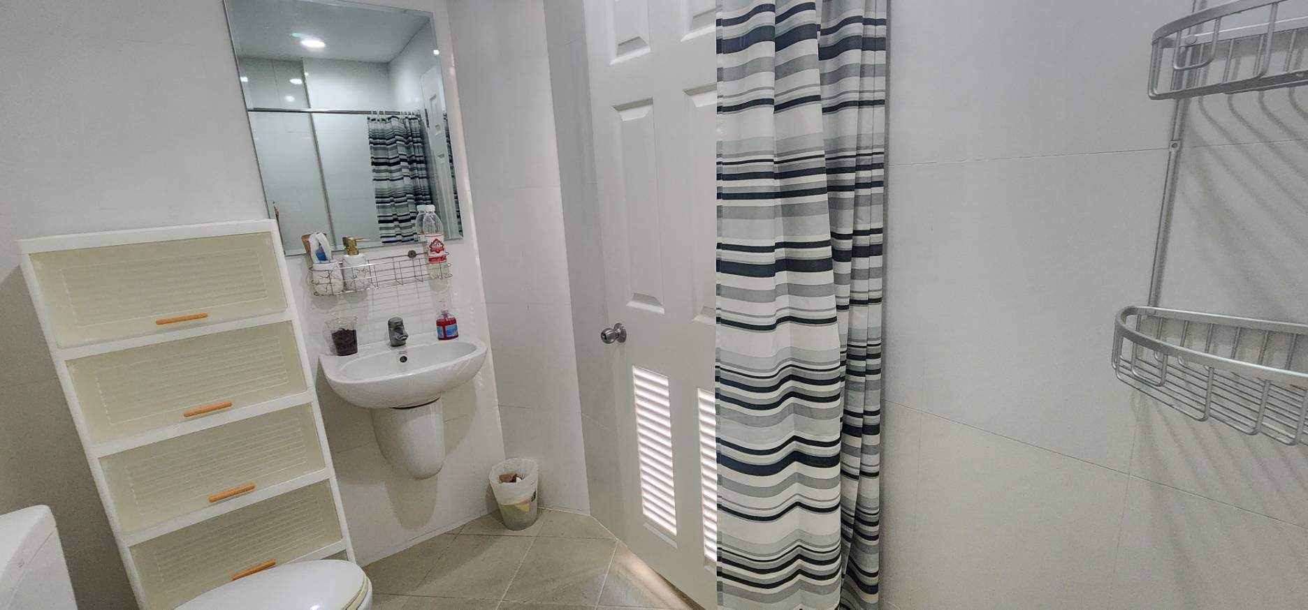 For Rent : Kathu Plus Condominium(2) 1 bedroom 1 Bathroom 4th floor Green view