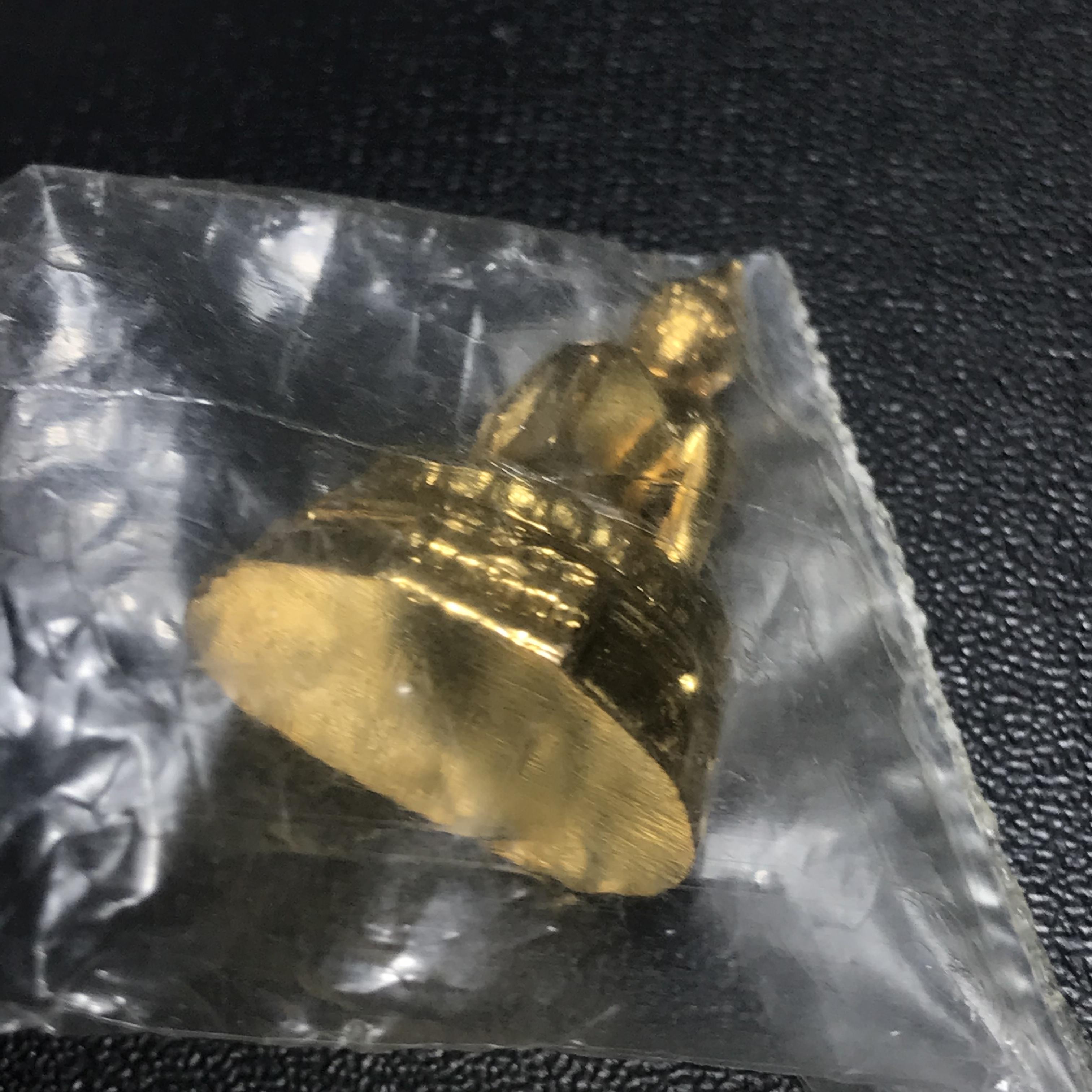 พระกริ่ง ภปร.(รุ่นแรก) วัดบวรนิเวศวิหาร พ.ศ.2508 กะไหล่ทองเดิม(กรรมการ)พิมพ์นิยม(หูยาว)สภาพสวยซีนซองเดิม (ในหลวงรัชกาลที่9ทรงเสด็จเททอง)