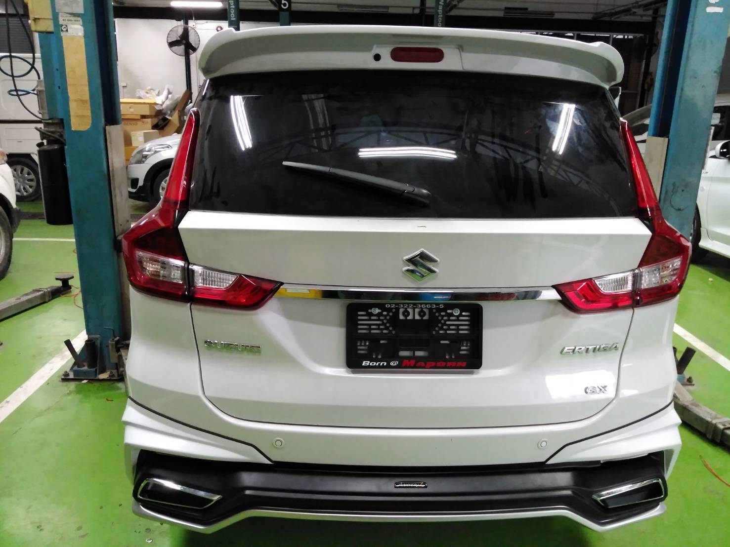 Suzuki Ertiga 2019 V.1 with custom grille bodykits by Amotriz