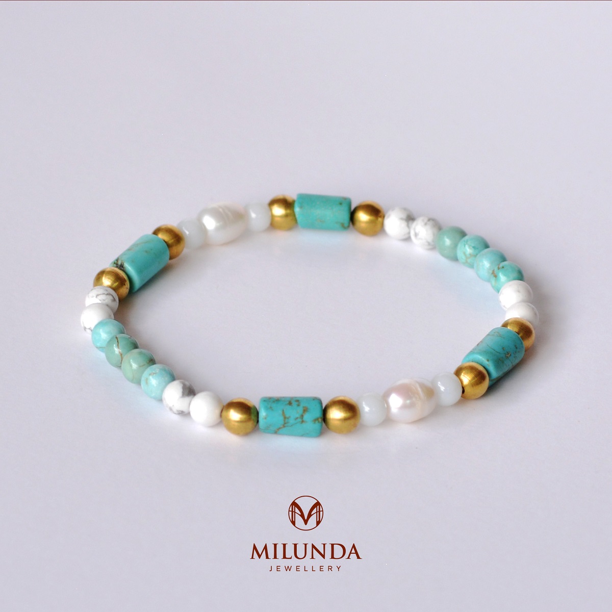 กำไลหินเสริมทรัพย์มั่งคั่ง สำหรับผู้ที่เกิดวันพุธมี 6 แบบ