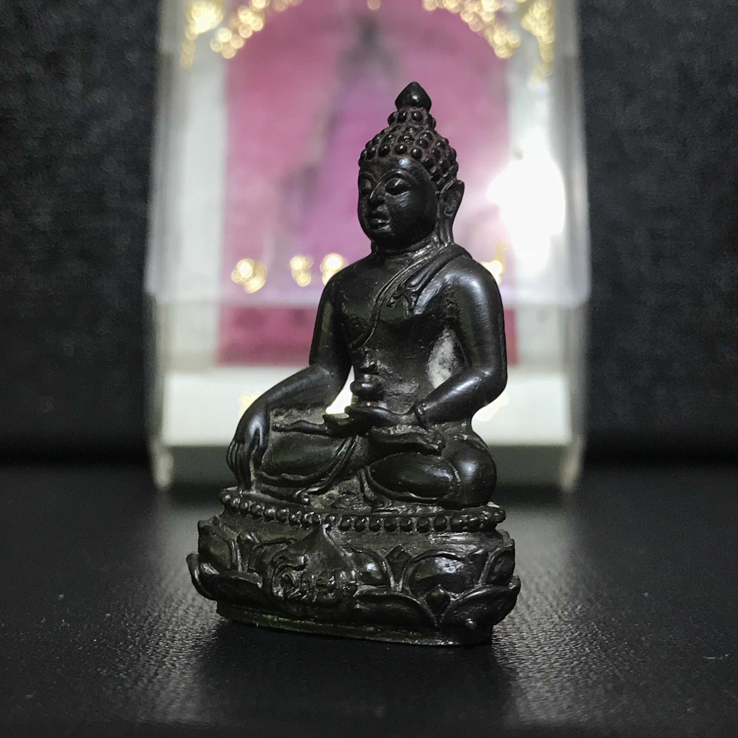 พระกริ่งไทยพุทธคุณรักษา อ.ไสว ปี2519 เนื้อนวโลหะ กล่องบรรจุเดิมสภาพสวยหายาก