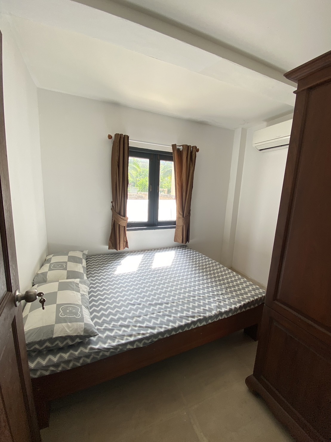 For Rent : Thalang, Private Pool Villa near Airport, 5 Bedrooms 4 Bathrooms