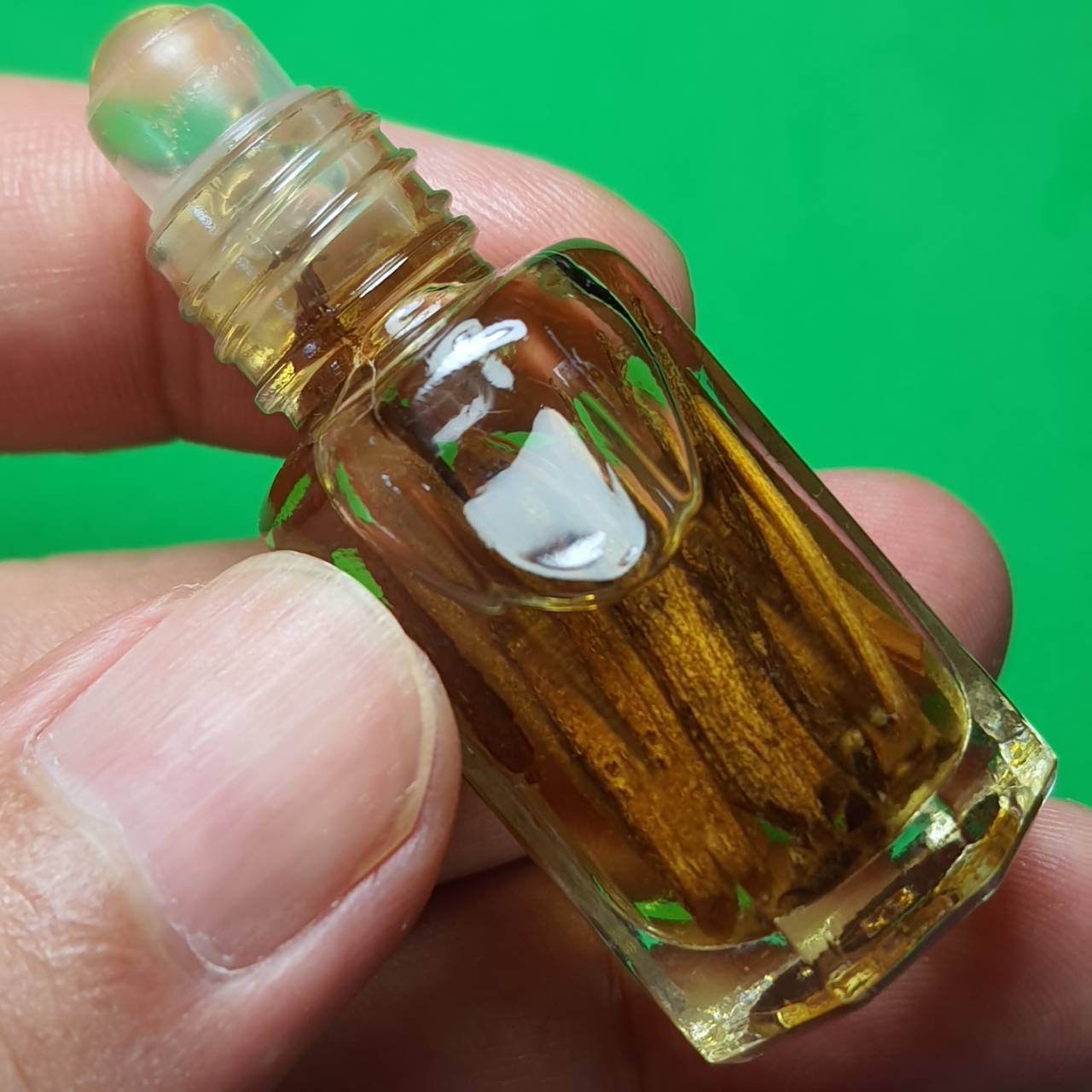 ของเสน่ห์ น้ำมันเถาหลงตัวผู้ น้ำมันเถาหลงตัวเมีย เถาหลง เถาวัลย์หลงแท้ ว่านเถาหลง เถาวัลย์หลง