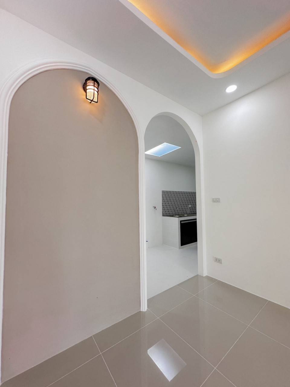 For Sales : Bypass, One-story townhome, 2 bedrooms 1 bathrooms