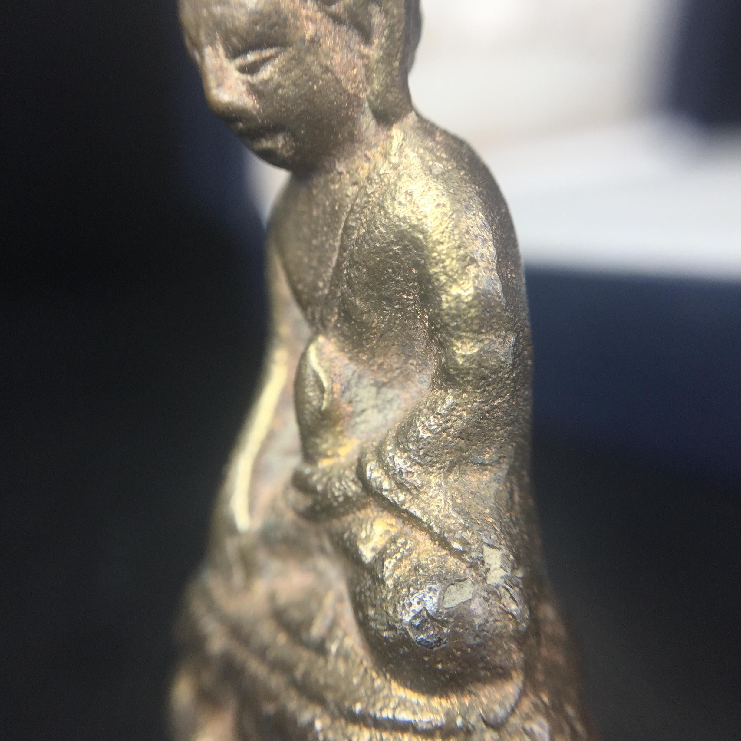 พระกริ่ง-พระชัยวัฒน์ "บูชาพระคุณ" 90 พรรษา 3 ตุลาคม 2546 สมเด็จพระญาณสังวร สมเด็จพระสังฆราชฯ วัดบวรนิเวศวิหาร(ตอกโค๊ดพร้อมหมายเลข ๗๙)(ที่สุดแห่งกริ่งที่มีขั้นตอนกระบวนการจัดสร้างตามโบราณประเพณีและมวลสารบรรจุในองค์พระกริ่งแห่งยุค)หายากมาก!!!!