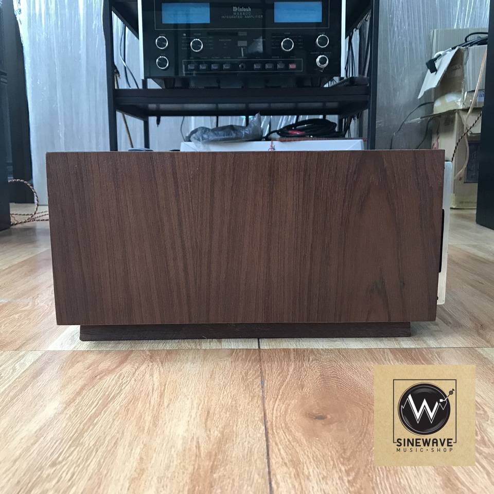 Power Amp ยี่ห้อ Mcintosh รุ่น MC-2125 (Made in USA) ไฟ 220Volts