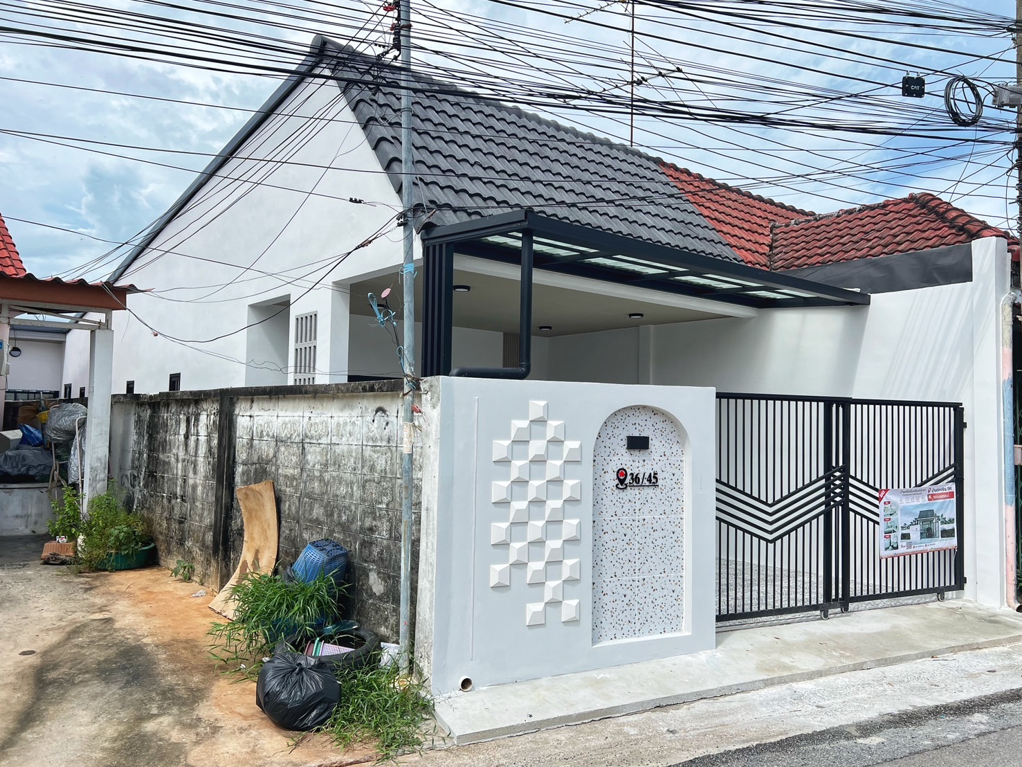 For Sales : Wichit, Modern style townhouse, 2 Bedrooms 2 Bathrooms