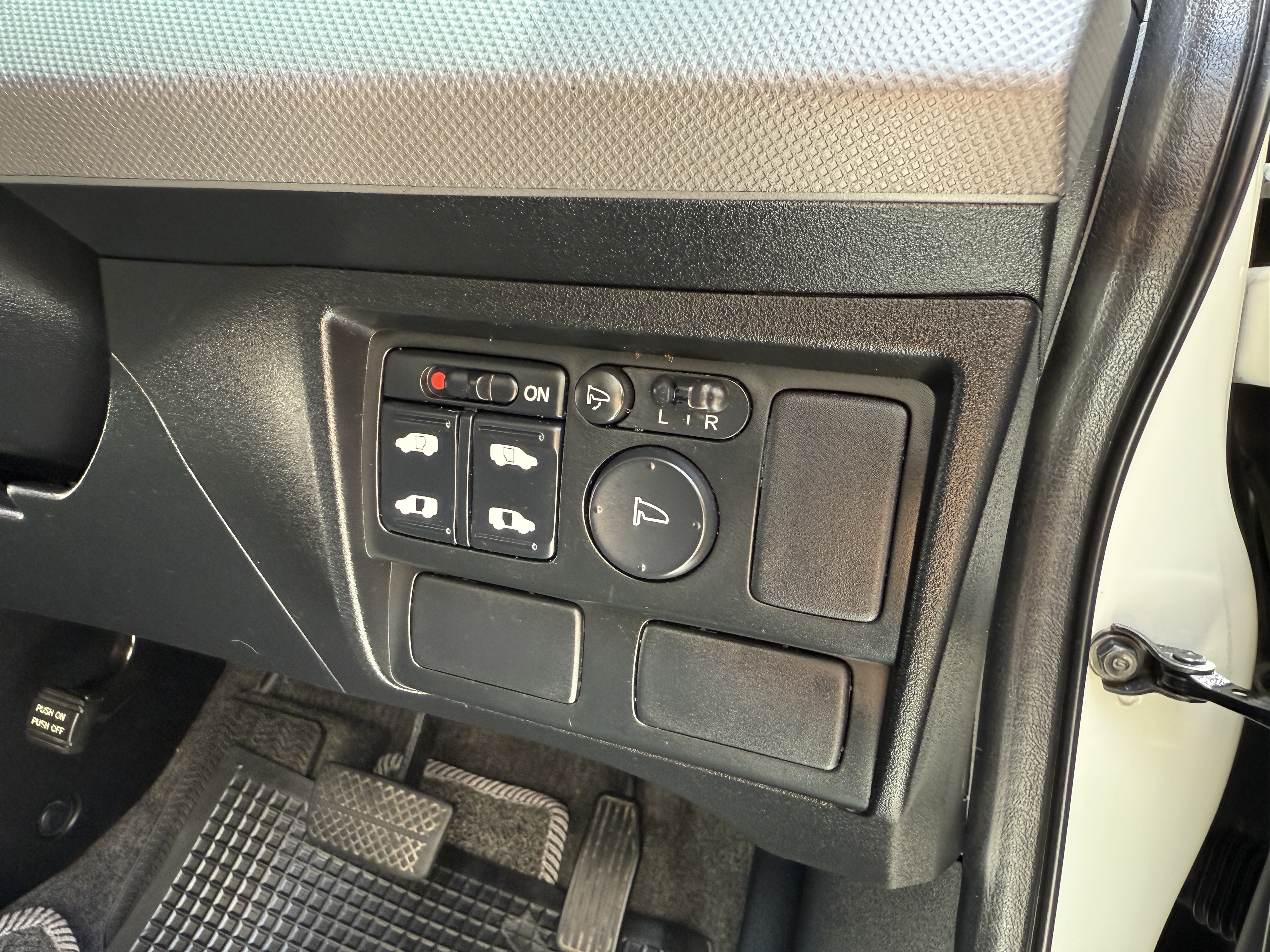 Honda Freed 1.5 E At 2012 ขาวมุก