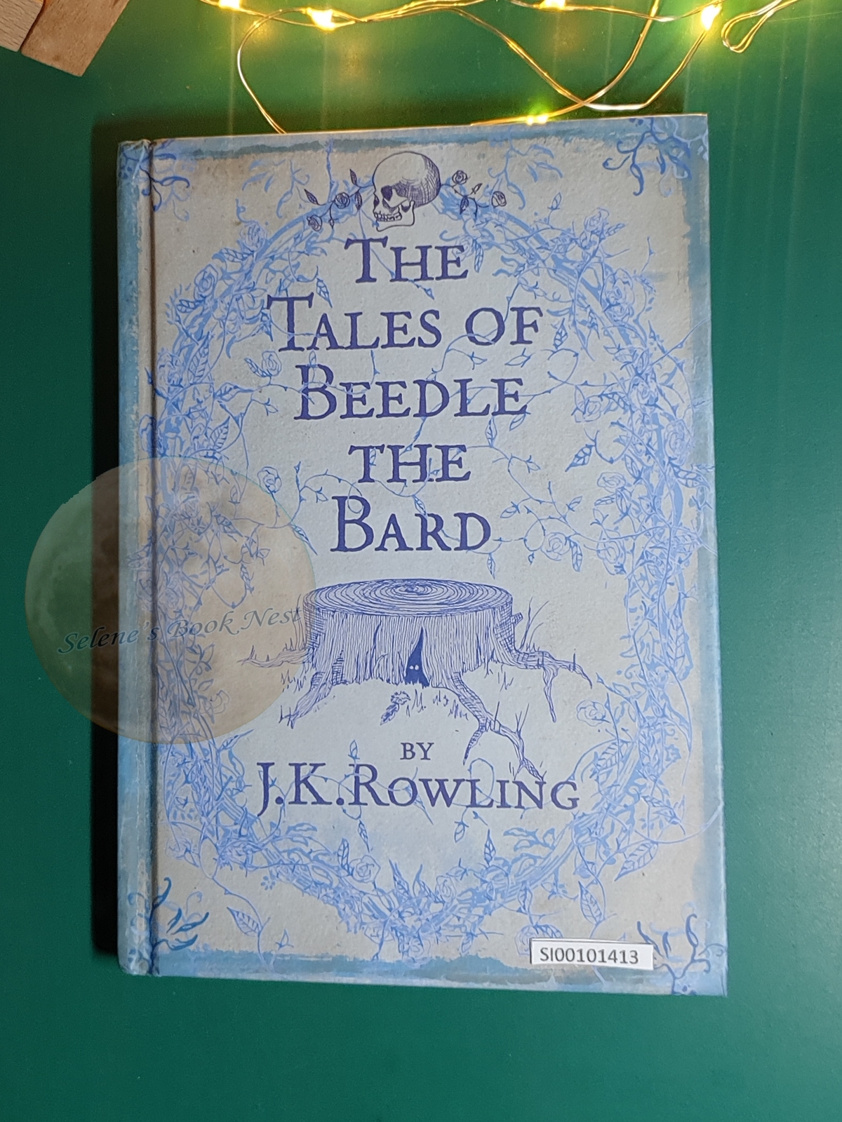 The Tales of Beedle The Bard (ภาษาอังกฤษ) / J. K. Rowling