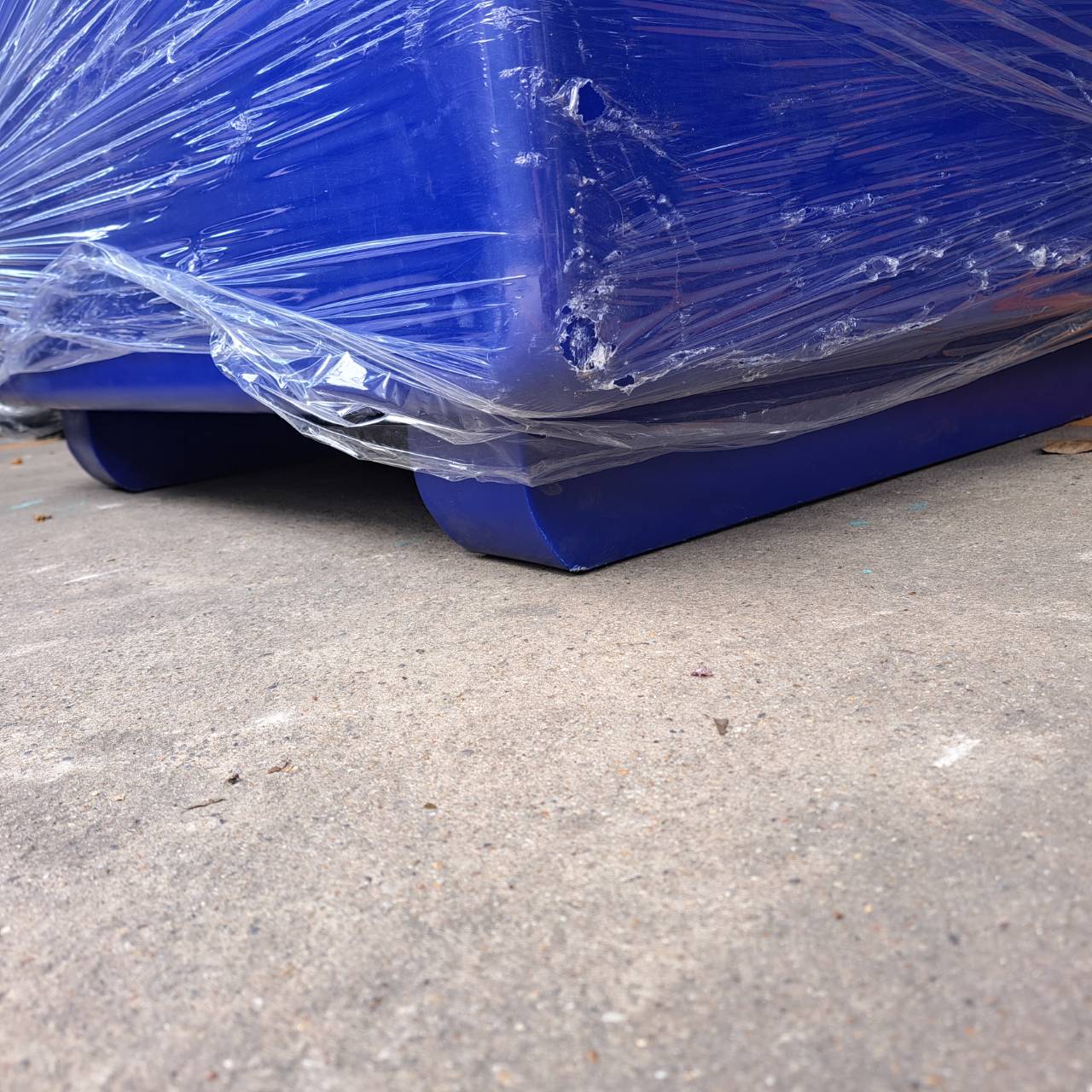 ถังแช่ฉลาม 400 ลิตร (สีน้ำเงิน)