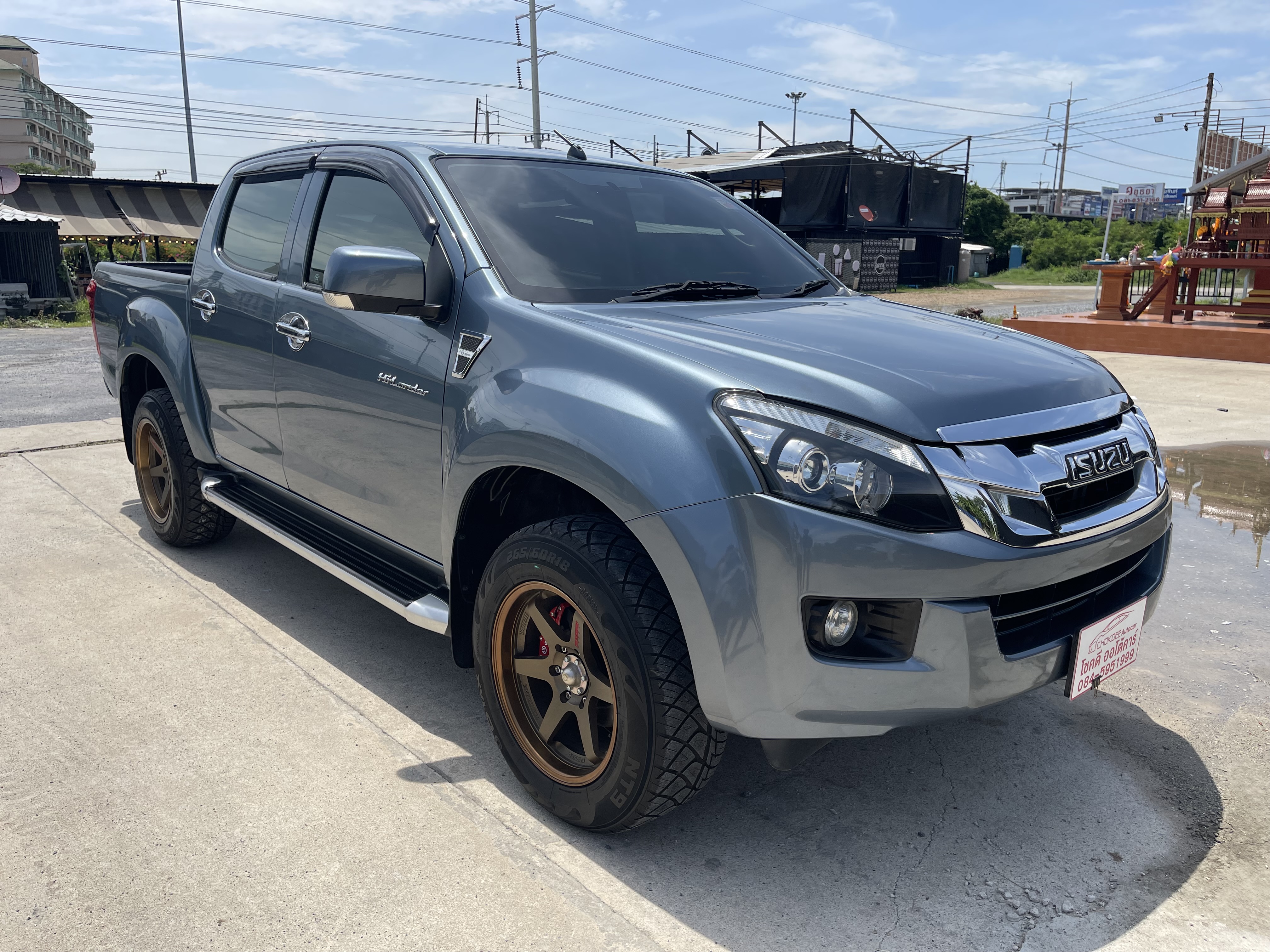 Isuzu Dmax All New 4ประตู Hilander 2.5 Vgs Z Dvd 2013 เทา