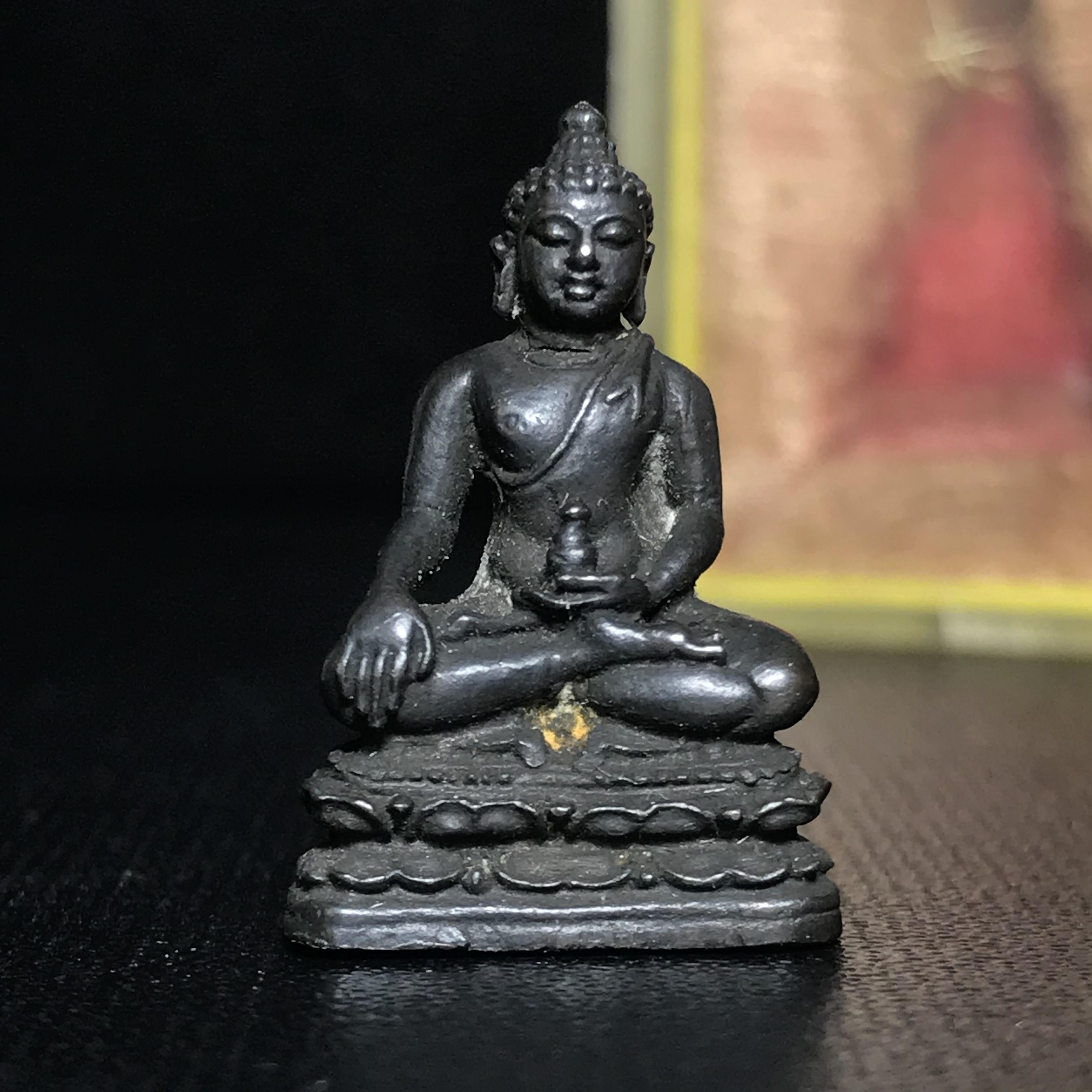 พระกริ่งมหาราช วัดพระเชตุพนฯ ปี2512 เนื้อนวโลหะ(ปลุกเศก 108 คณาจารย์...พิธีพุทธาภิเษกยิ่งใหญ่..เจตนาสุดยอดมหามงคล)