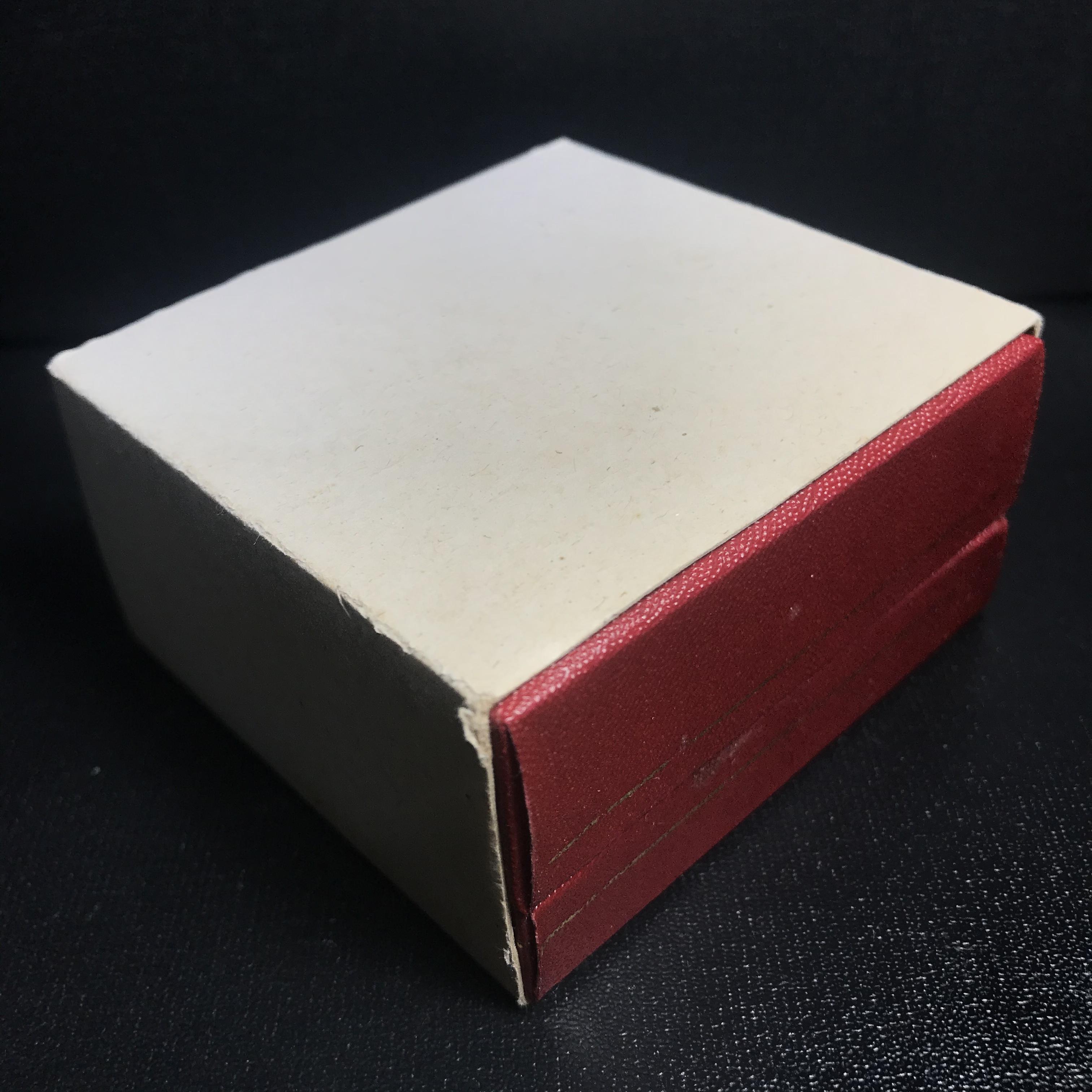 พระกริ่งโภคทรัพย์ วัดบวรนิเวศ ปี2535 เนื้อนวโลหะ(สมเด็จพระญาณสังวร พระสังฆราชสกลมหาสังฆปรินายกเสด็จเททอง)(พระนามมหามงคลพระราชทานให้ อุดมด้วยทรัพย์อันเป็นมงคล อุดมด้วยโชคลาภ และโภคทรัพย์ ดั่งมีถุงเงินถุงทองเก็บโชคลาภสมปรารถนา)(1ใน2500องค์)