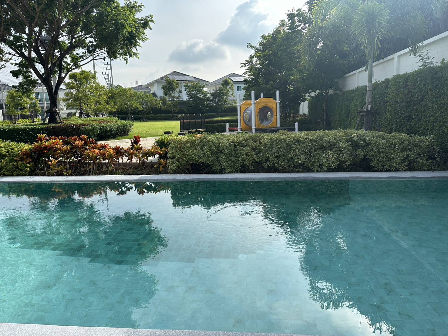 For Rent : Wichit, 2-Storey Twin House, 3 Bedrooms 3 Bathrooms