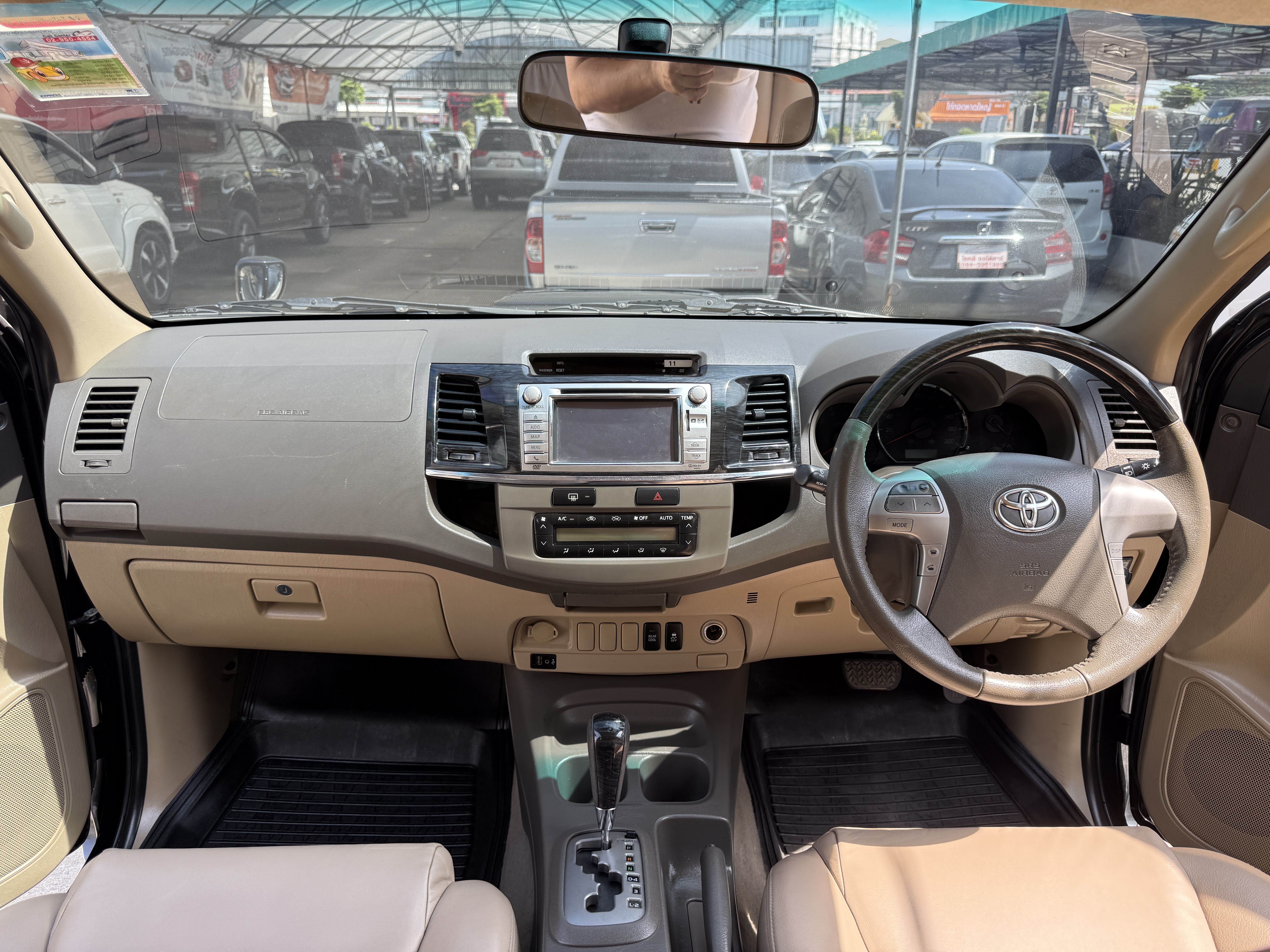 Toyota Fortuner Champ 3.0 V Navi 2WD At 2014 ดำ