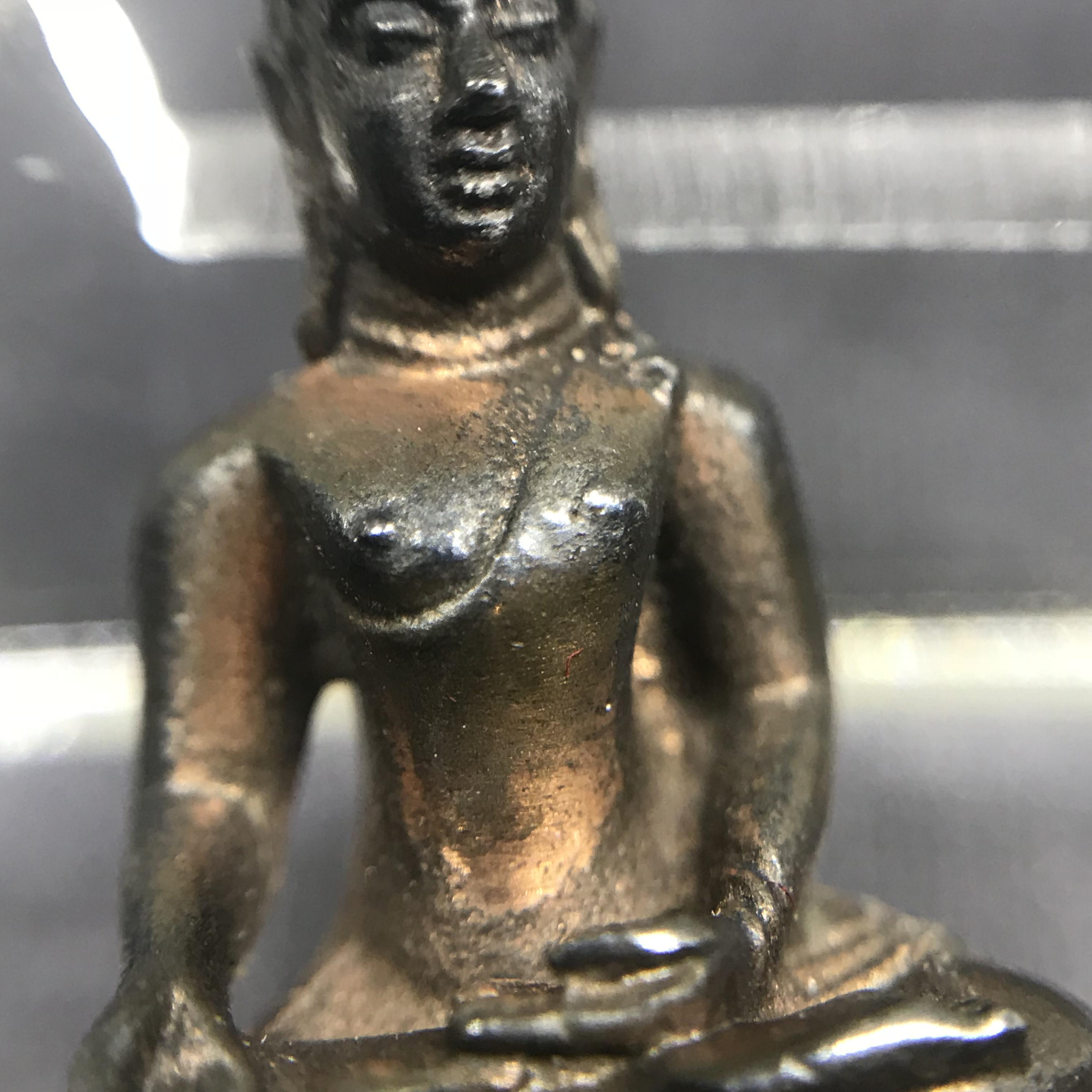 พระกริ่งไพรีพินาศ(รุ่นแรก สมเด็จพระญาณสังวร) วัดเพชรวราราม รุ่นเขาค้อ เนื้อนวโลหะ ตอกโ ค้ต ปี2520 จ.เพชรบูรณ์(1ใน2309 องค์)