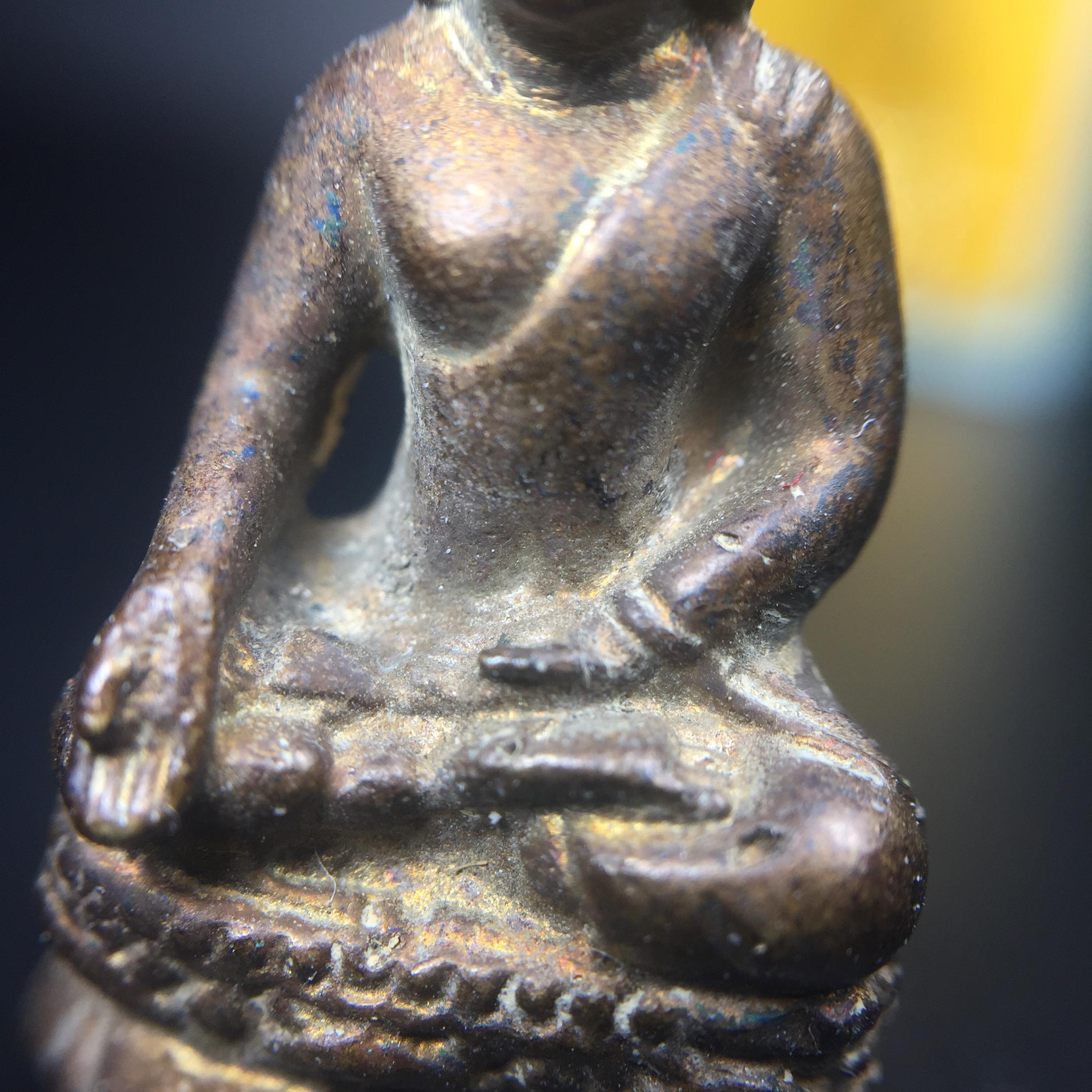 พระกริ่งไพรีพินาศ วัดบวรนิเวศ ปี2530 เนื้อทองผสม ที่ระลึกครบรอบ30ปี ธนาคารทหารไทย (มีส่วนผสมของชนวนเก่าของไพรีพินาศรุ่นแรก)อานุภาพยิ่งใหญ่ กำราบศัตรูพ่ายสิ้น พระไพรีพินาศ