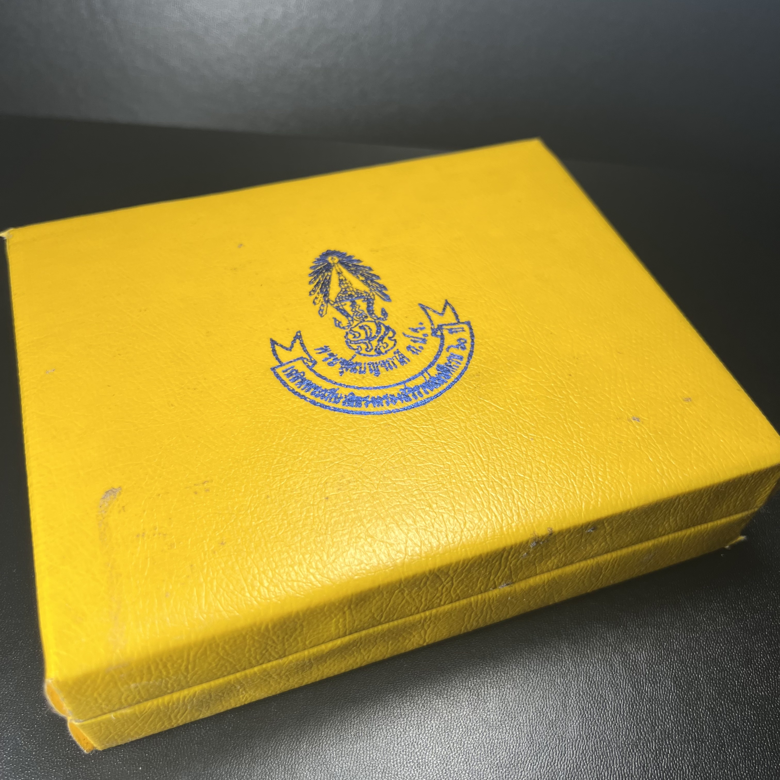 ชุดเบญจภาคี ภ.ป.ร. เฉลิมพระเกียรติ ฉลองสิริราชสมบัติครบ 60 ปี พิธีมหาพุทธาภิเษก ในวันที่ 29 พ.ย.2549 ณ วัดพระศรีรัตนศาสดาราม กทม. ซึ่งมีพระราชาคณะและเกจิอาจารย์จากทั่วประเทศร่วมพิธี(พิธีใหญ่)