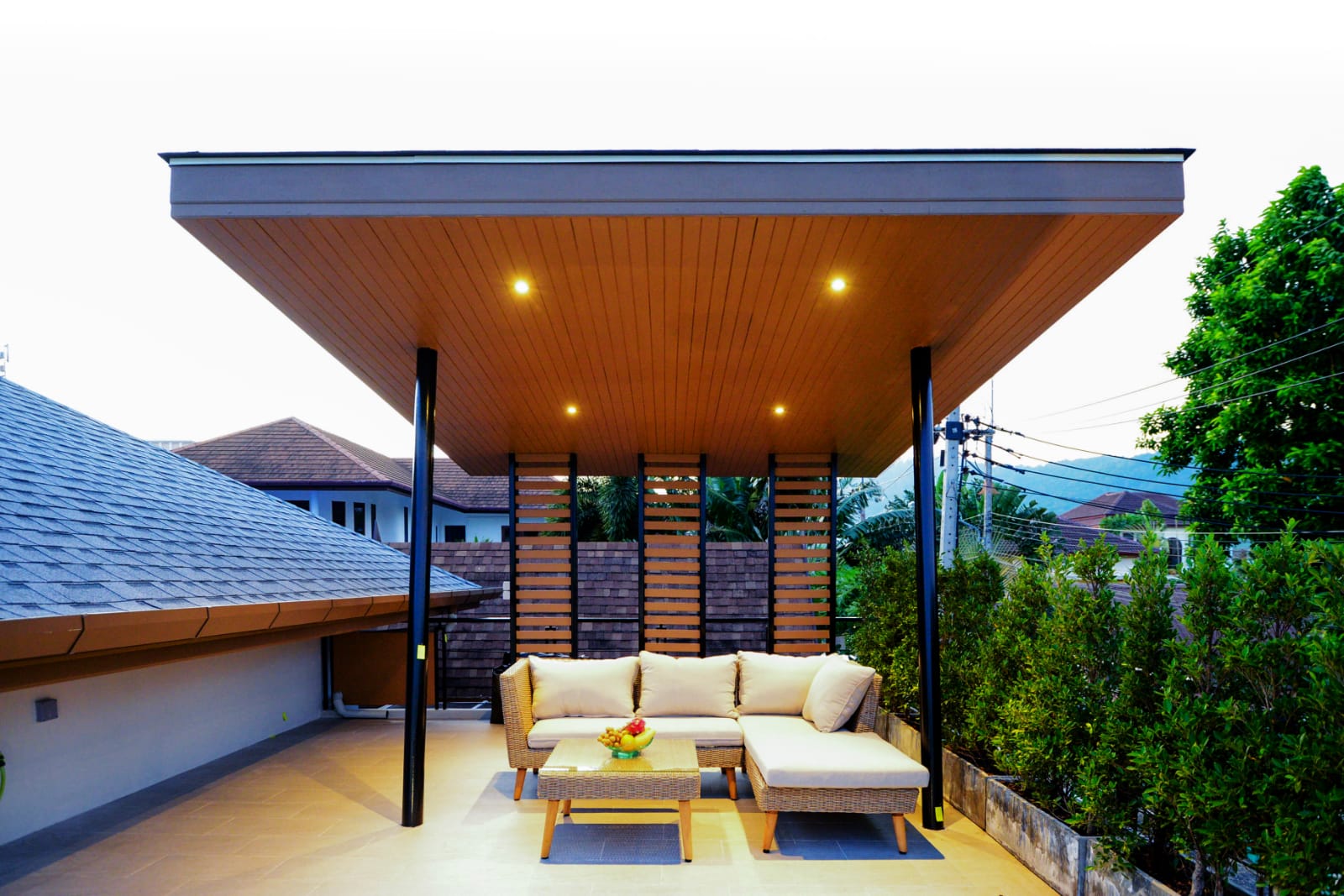 For Rent : Nai Harn, New Pool Villa 2 story, 3 bedrooms 3 bathrooms.