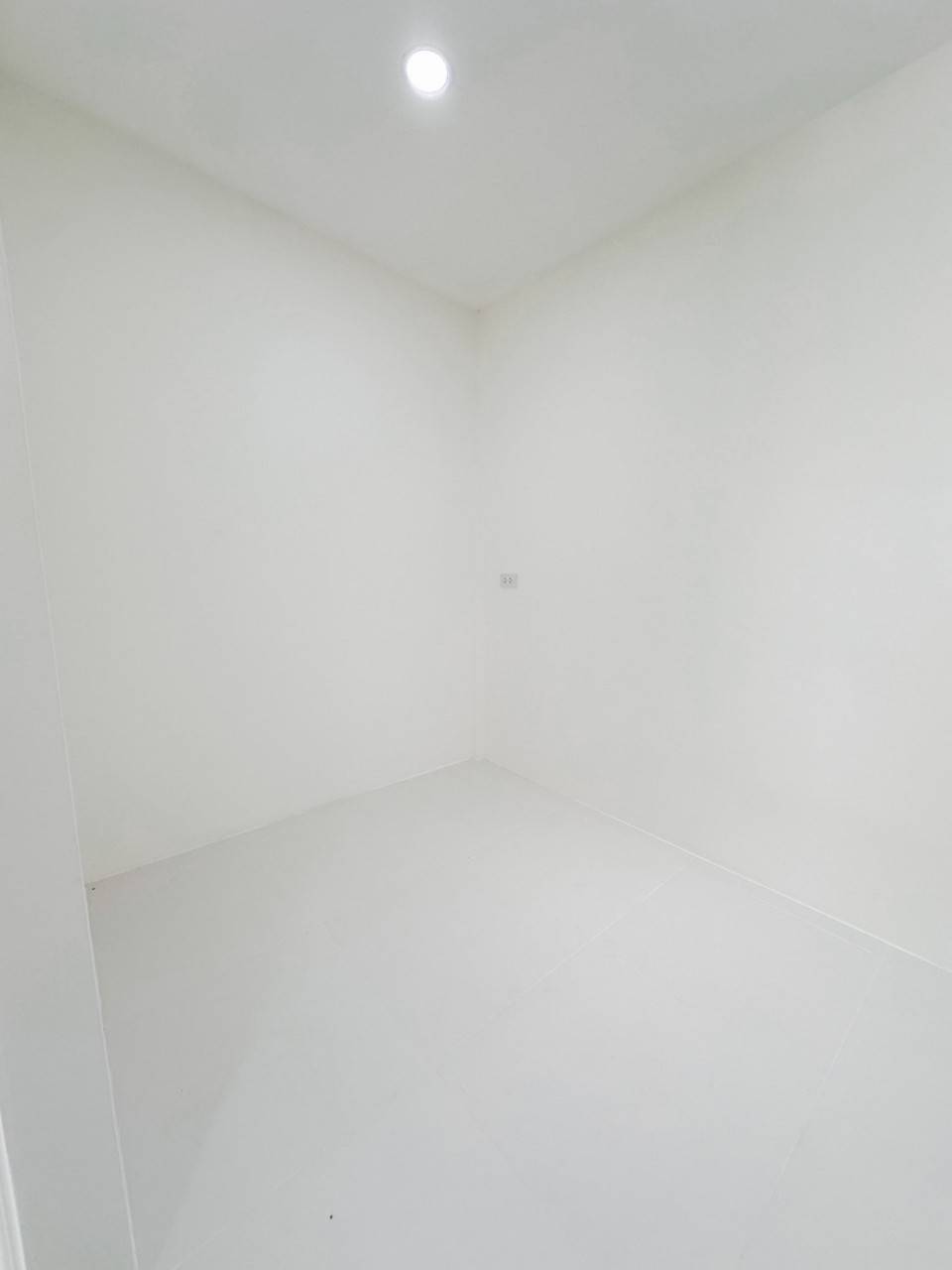 For Sales : Bypass, One-story townhome, 2 bedrooms 1 bathrooms