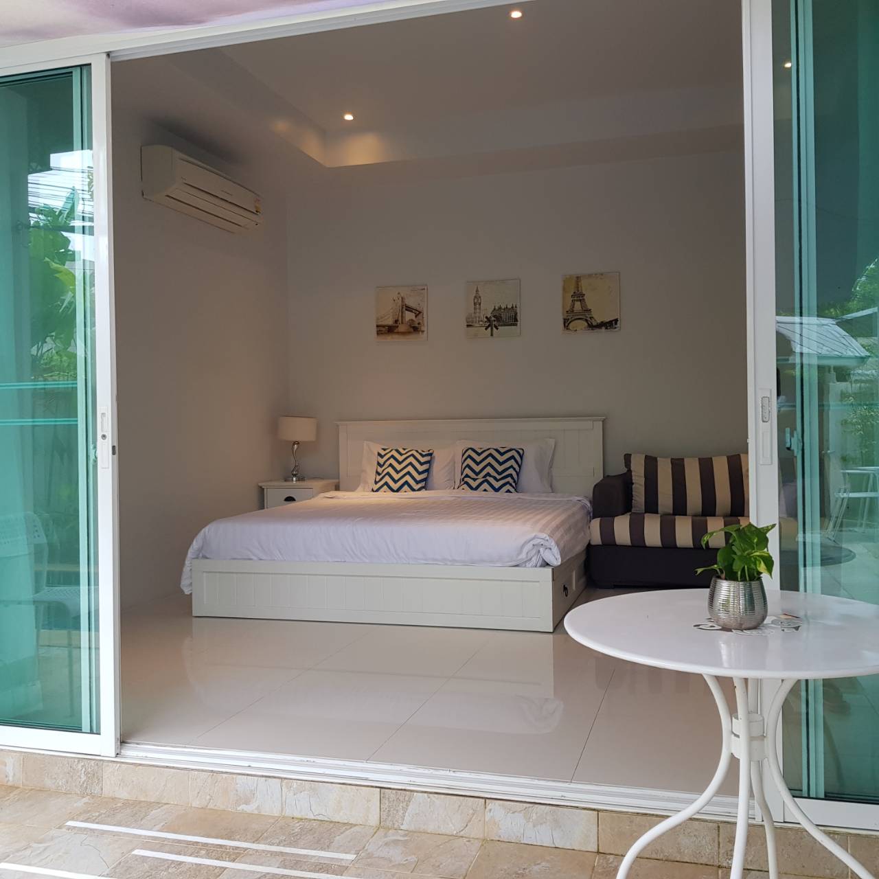 For Rent : Bangtao, Pasak Private Pool Villa, 2 bedrooms 2.5 Bathrooms.