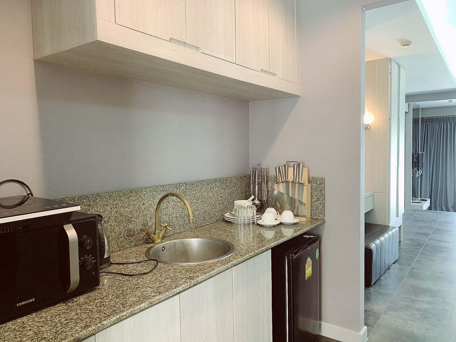 For Rent : Kathu The Green Golf Residence Condominium Studioroom 60 Sq.m 2nd Floor, Green view