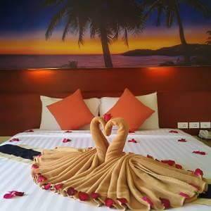 For Sale : Patong, Luxury Patong Resort , 45 Rooms, 10 floors with Swimming pool.