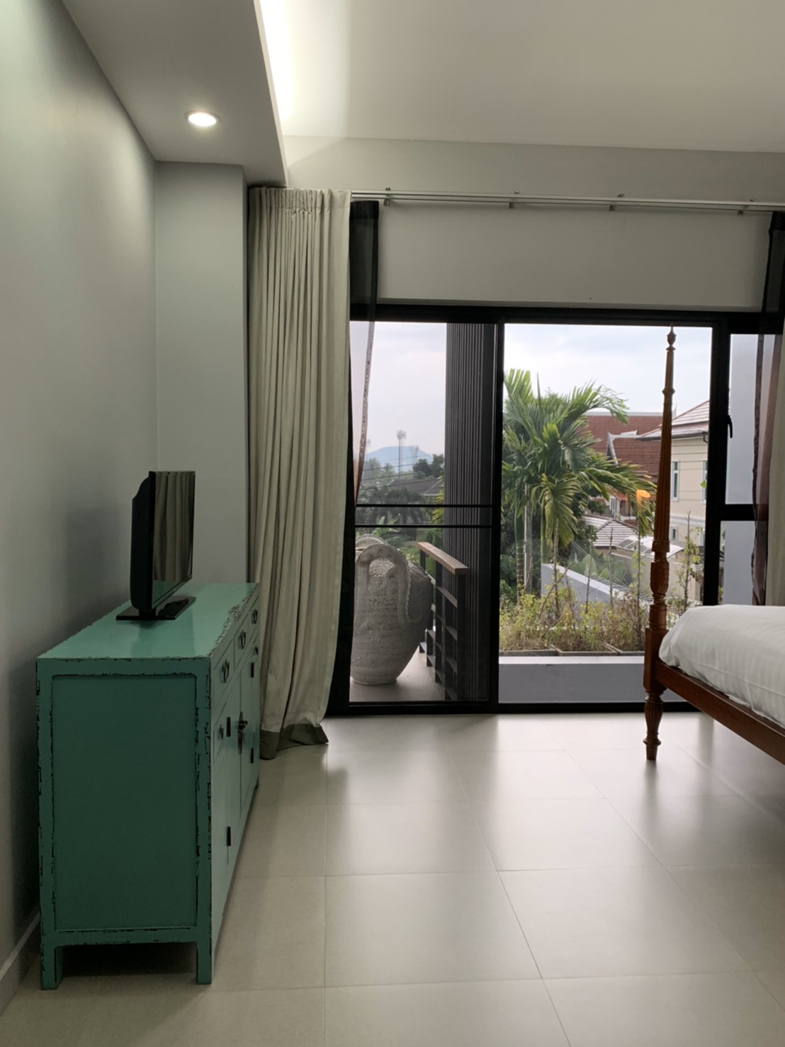 For Rent : Chalong, Private Pool Villa, Modren Style, 4 Bedrooms, Mountain view.