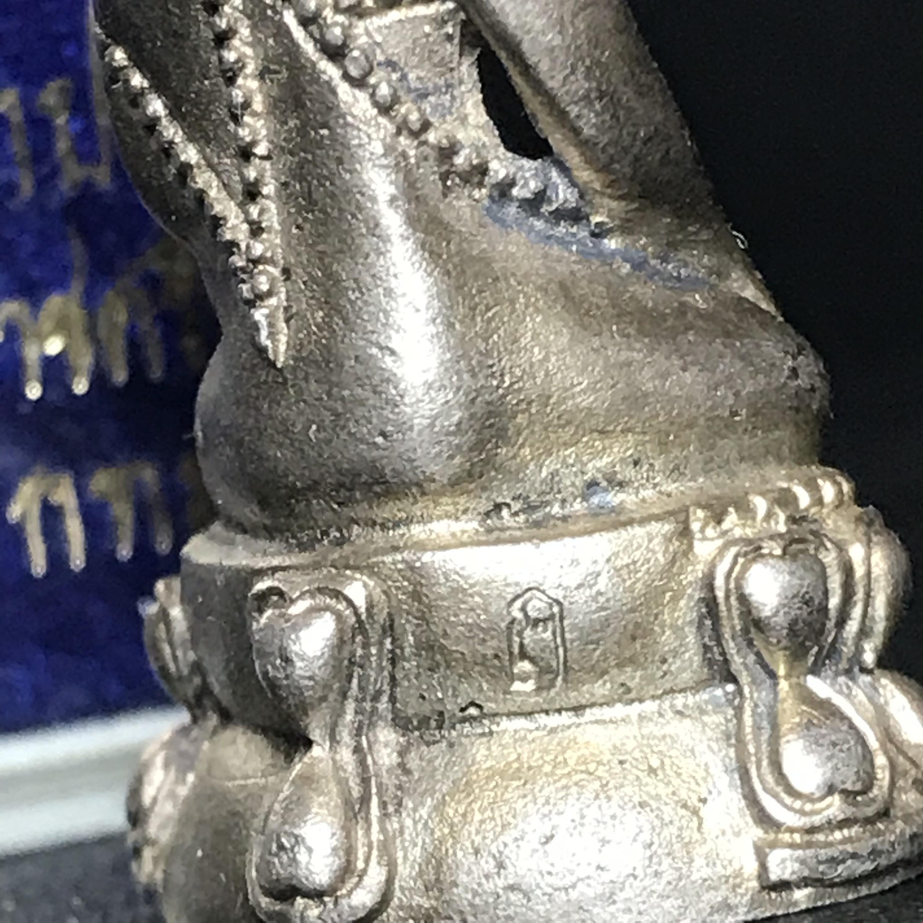 พระกริ่งนวปทุม ภปร. วัดปทุมวนาราม เนื้อเงิน ปี2535(ในหลวงรัชกาลที่9เสด็จเททอง)หายาก 1ใน3000องค์