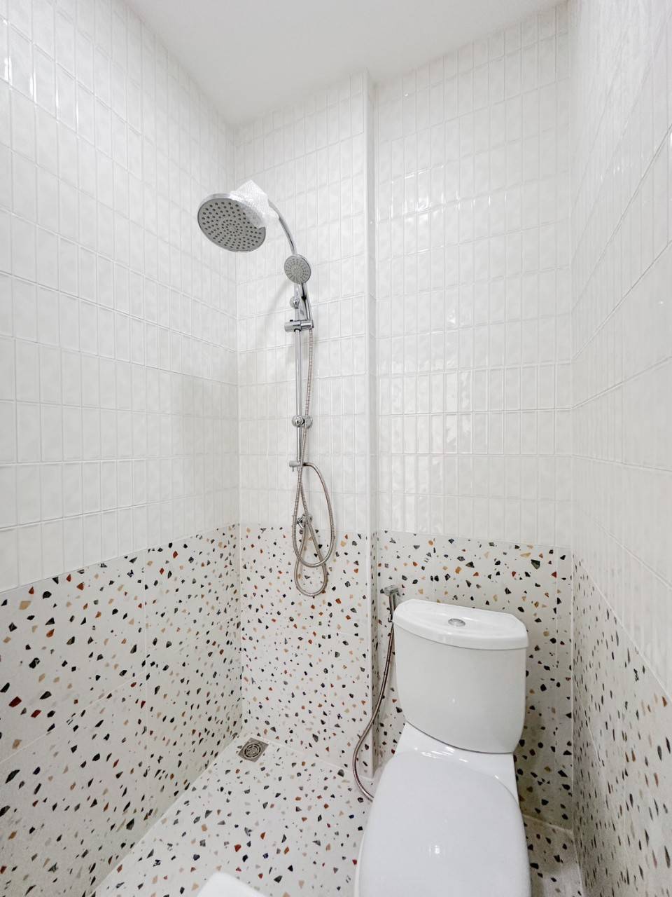 For Sales : Bypass, One-story townhome, 2 bedrooms 1 bathrooms