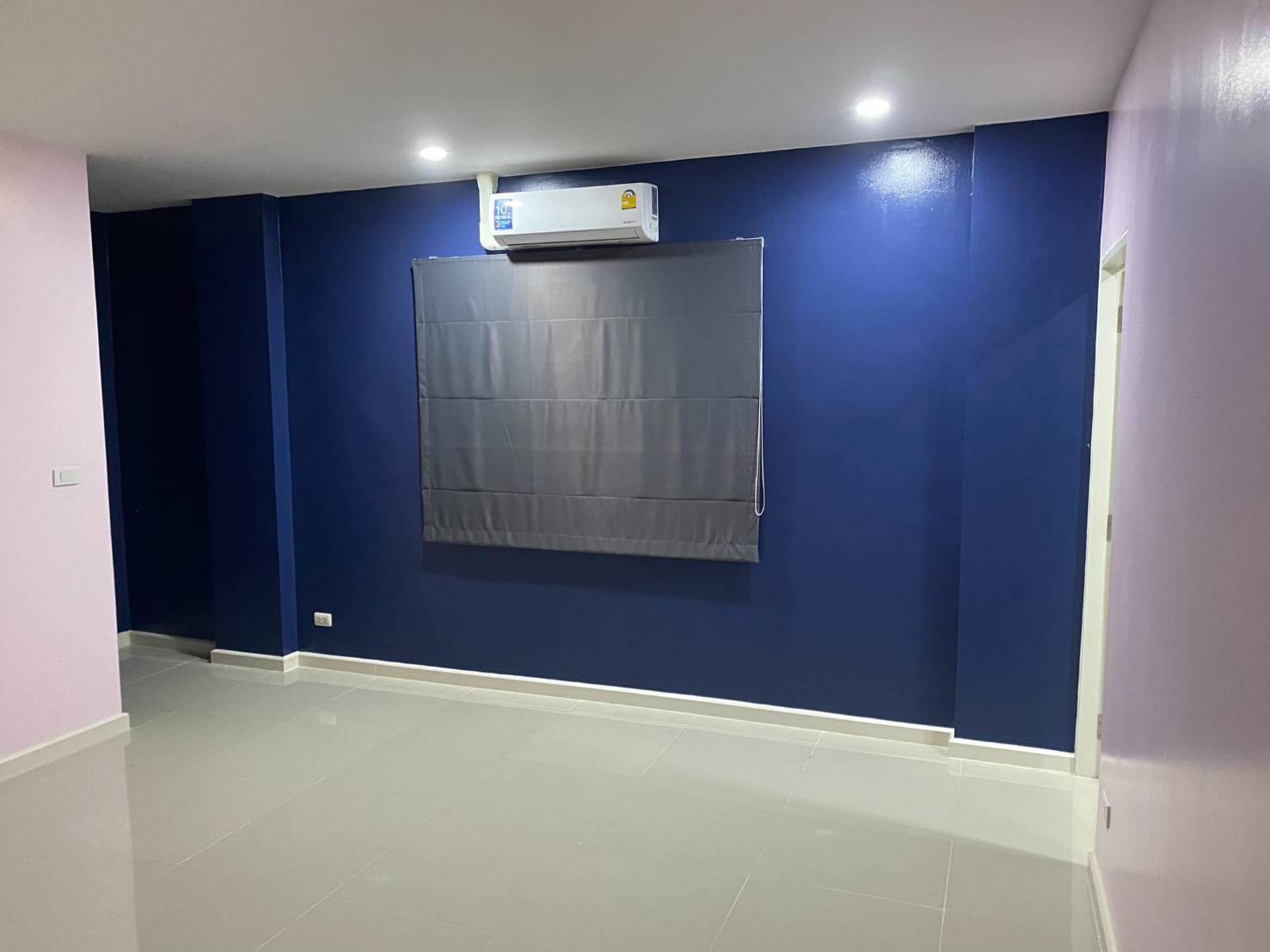 For Rent : Ratsada, B Avenue Kuku, 4 Bedrooms 3 Bathrooms