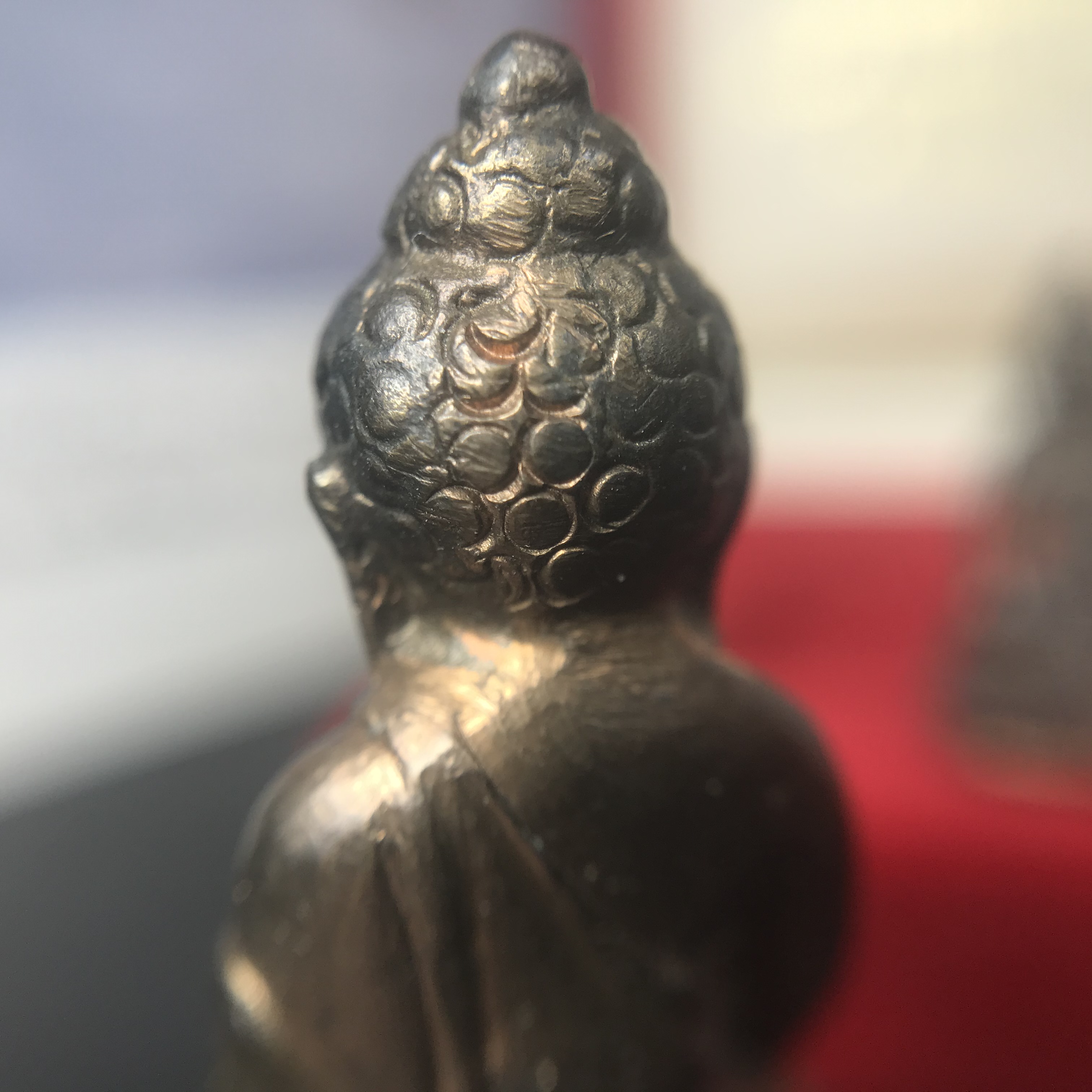 พระกริ่ง-พระชัยวัฒน์ ปวเรศ ปี2530 วัดบวรนิเวศราชวรวิหาร(ในหลวง ร.9 เสด็จเททอง)(บรรจุเส้นเกศาในหลวงรัชกาลที่9)พร้อมสูจิบัตรเดิมตอนจัดสร้าง(สภาพสวยครบสมบูรณ์) (องค์หน้าใหญ่)(องค์ทองทบ)แบบพิมพ์นิยมหายาก