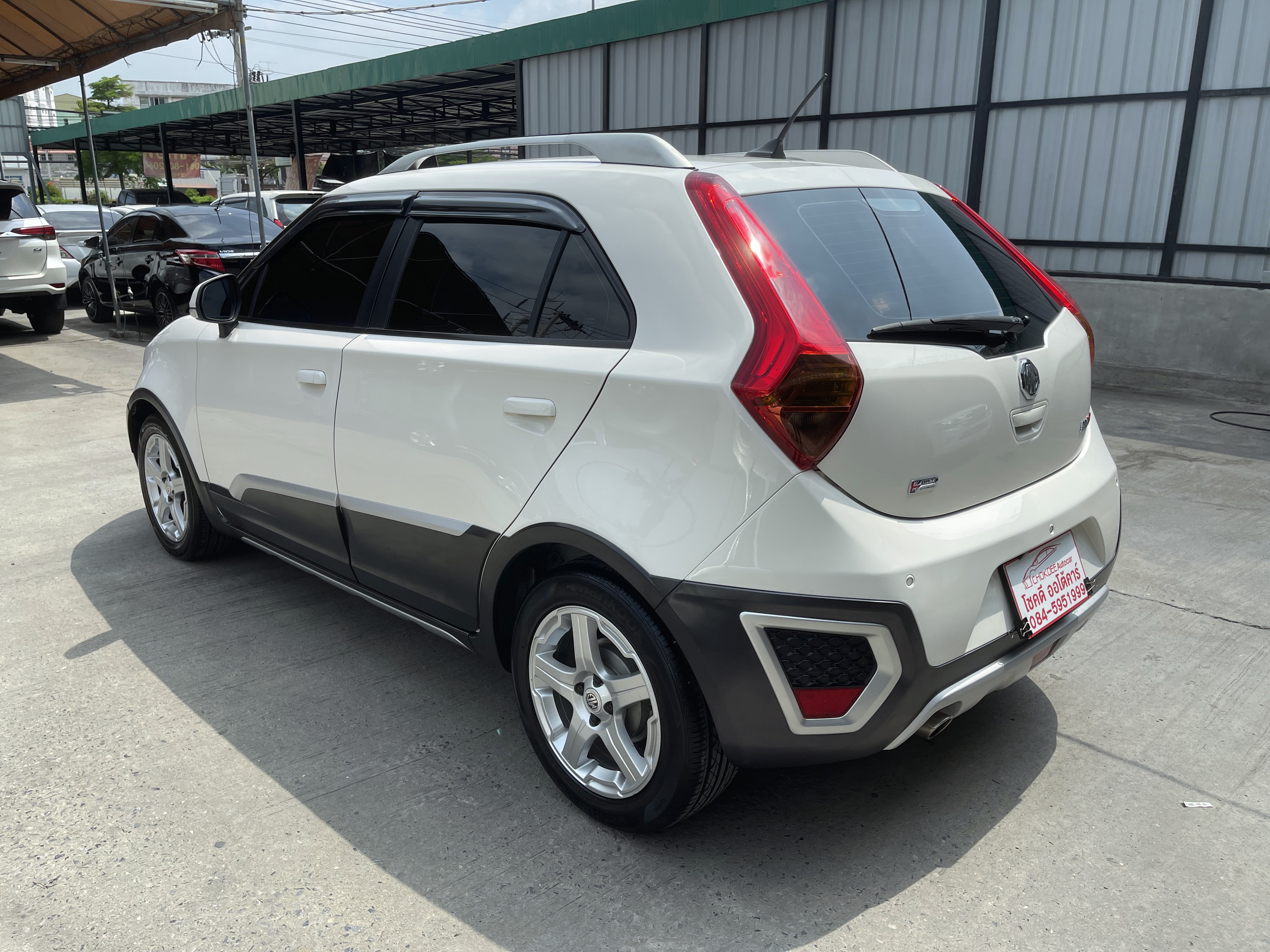MG MG3 1.5 X Xross Sunroof At 2016 ขาวมุก
