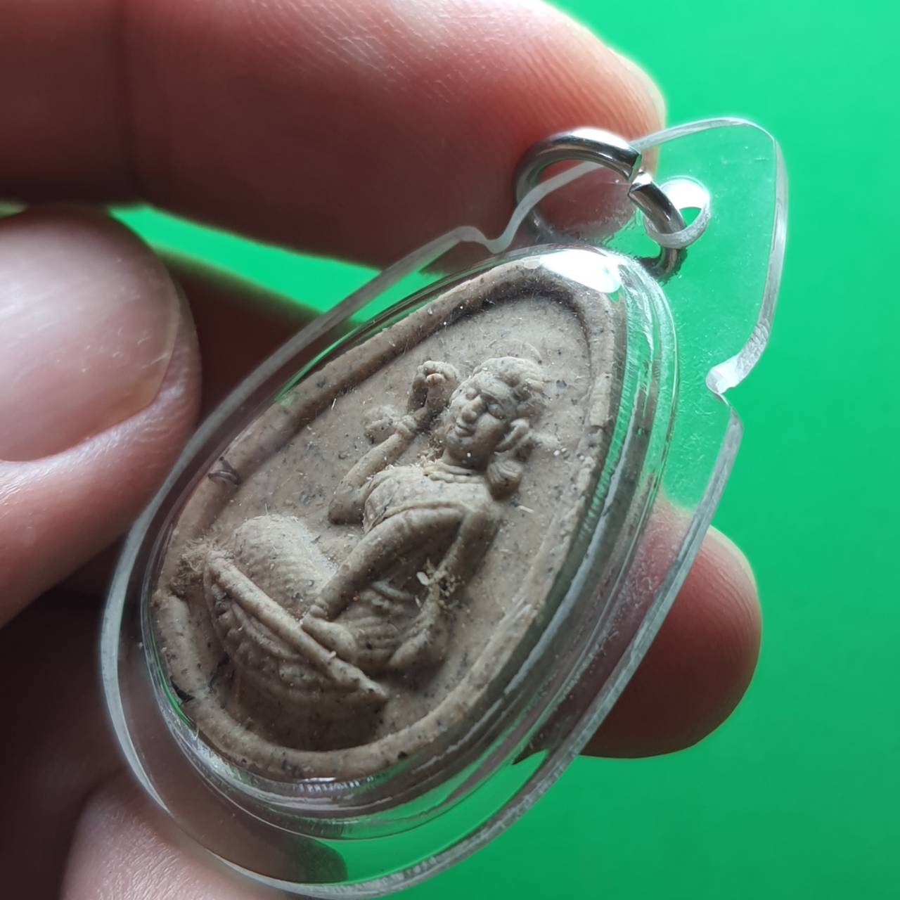 พระเครื่อง นางกวัก เลี่ยมกรอบ รุ่นเสน่ห์แรง ค้าขาย โชคลาภ นางกวัก พระนางกวัก ให้โชคลาภนางกวักค้าขาย พระแท้ นางกวักบูชา นางกวัก โบราณ