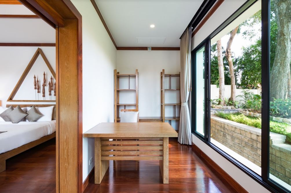 For Sale : Nai Harn, Luxury Tree Pool Villa, 3 Bedrooms 3 Bathrooms, Garden view.