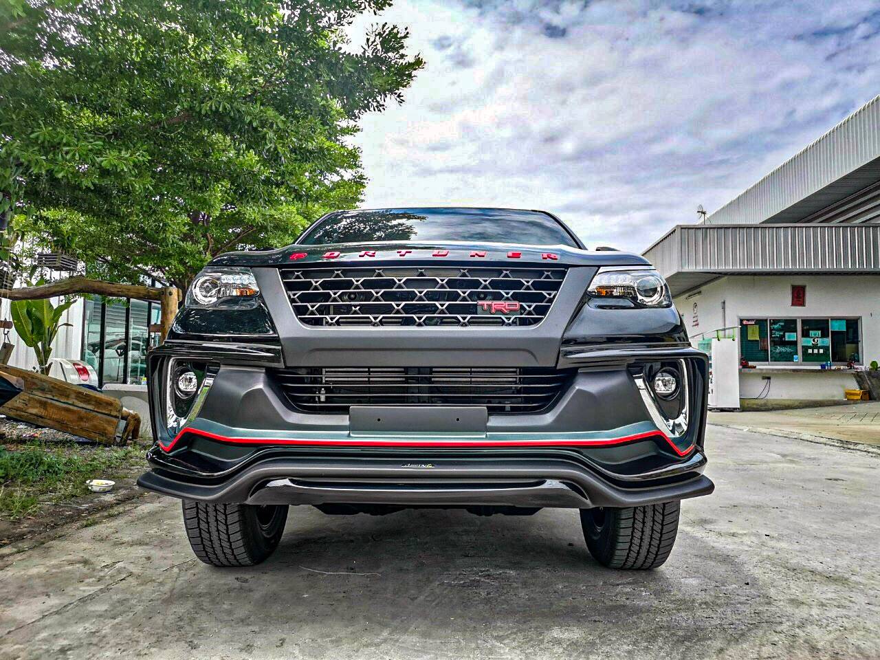 ชุดแต่งฟอจูนเนอร์ 2016 Access Body Kits