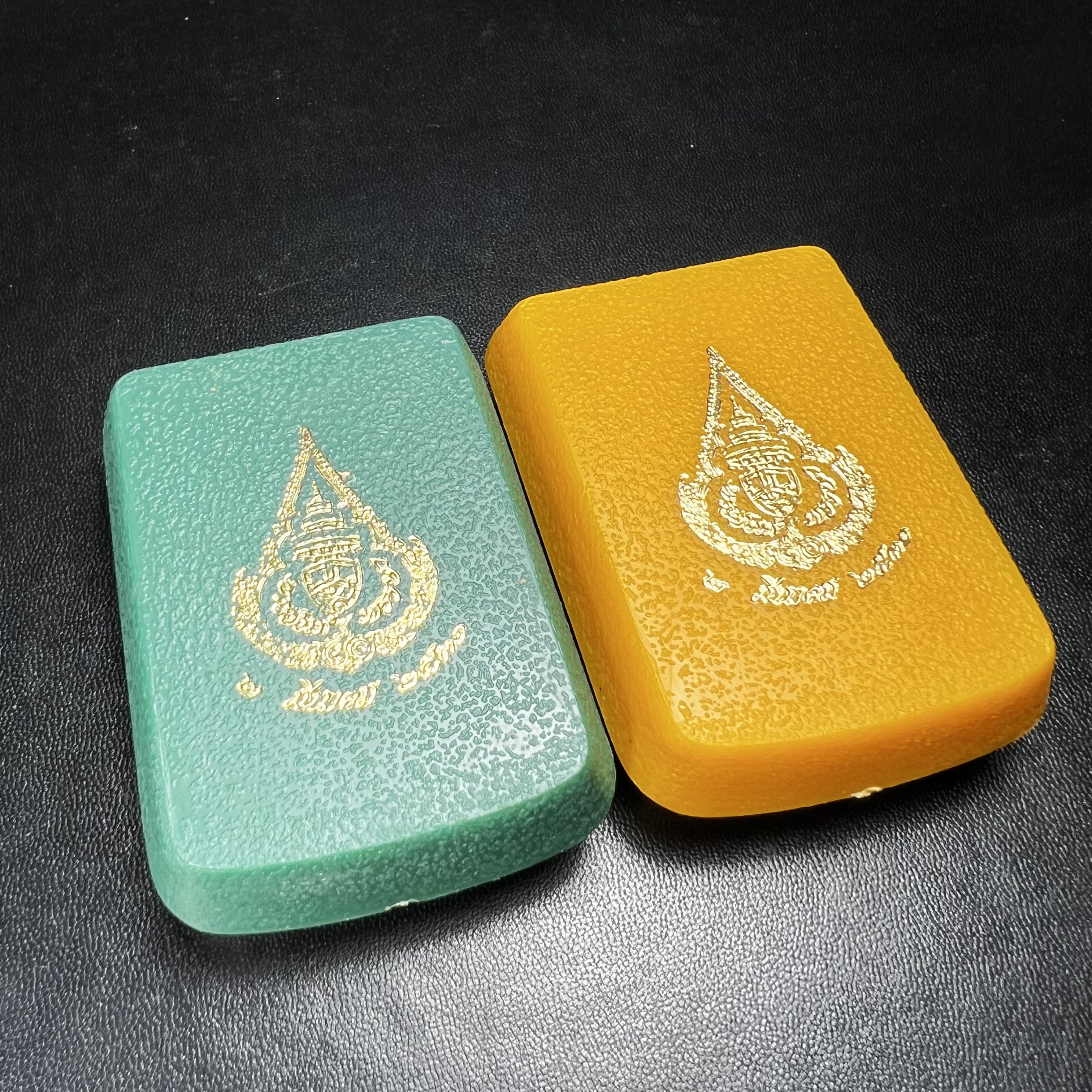 พระกริ่ง-พระชัยวัฒยน์วาสนาสมเด็จพระสังฆราช(วาสน์)วัดราชบพิธฯปี2531 เนื้อนวโลหะ สร้างเป็นที่ระลึกในคราวที่สมเด็จพระอริยวงศาคตญาณ สมเด็จพระสังฆราช(วาสน์ วาสโน)มีพระชนมายุครบ90พรรษา(ในหลวง ร.9 เสด็จในพิธี)งานแกะแม่พิมพ์โดย นายช่างเกษม มงคลเจริญ)(1ใน1991องค์)