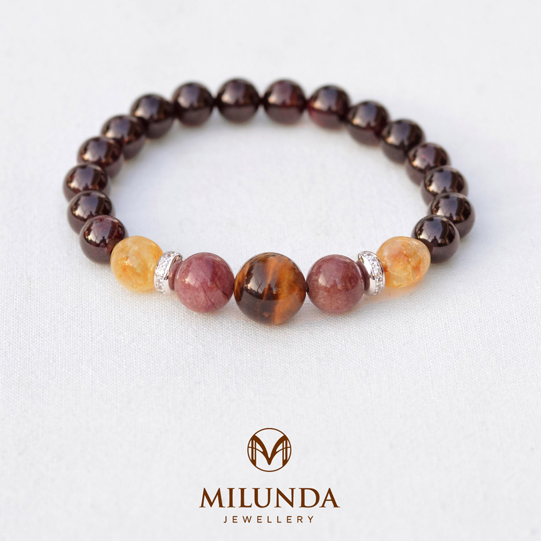 สร้อยข้อมือหินสำหรับเจ้าของกิจการ เสริมโชคลาภ ความสำเร็จ และสุขภาพ