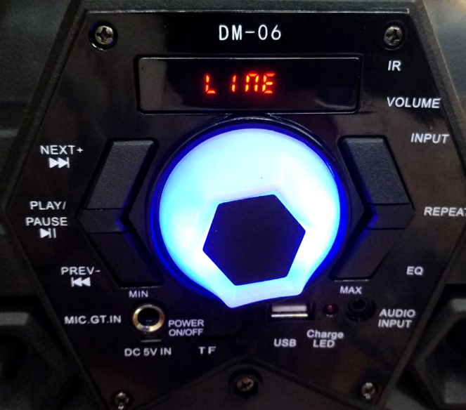 ตู้ลำโพง SMC ลำโพงบลูทูธพกพา 15W รุ่น DM06