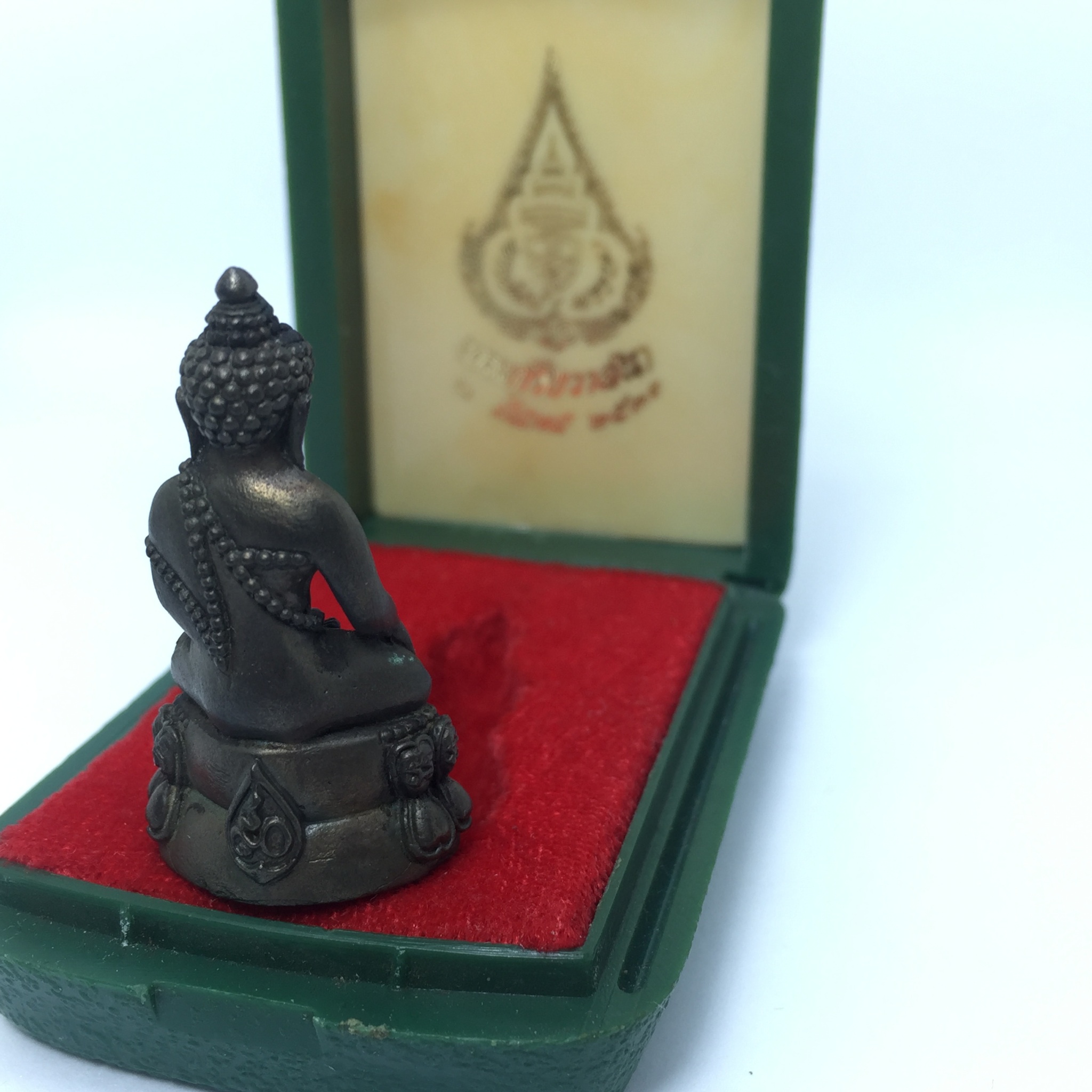 พระกริ่งวาสนาสมเด็จพระสังฆราช (วาสน์) วัดราชบพิธฯ ปี๒๕๓๑ เนื้อนวะโลหะ สร้างเป็นที่ระลึกในคราวที่สมเด็จพระอริยวงศาคตญาณ สมเด็จพระสังฆราช (วาสน์ วาสโน) วัดราชบพิธฯ มีพระชนมายุครบ ๙๐ พรรษา(ในหลวง ร.9 เสด็จในพิธี)