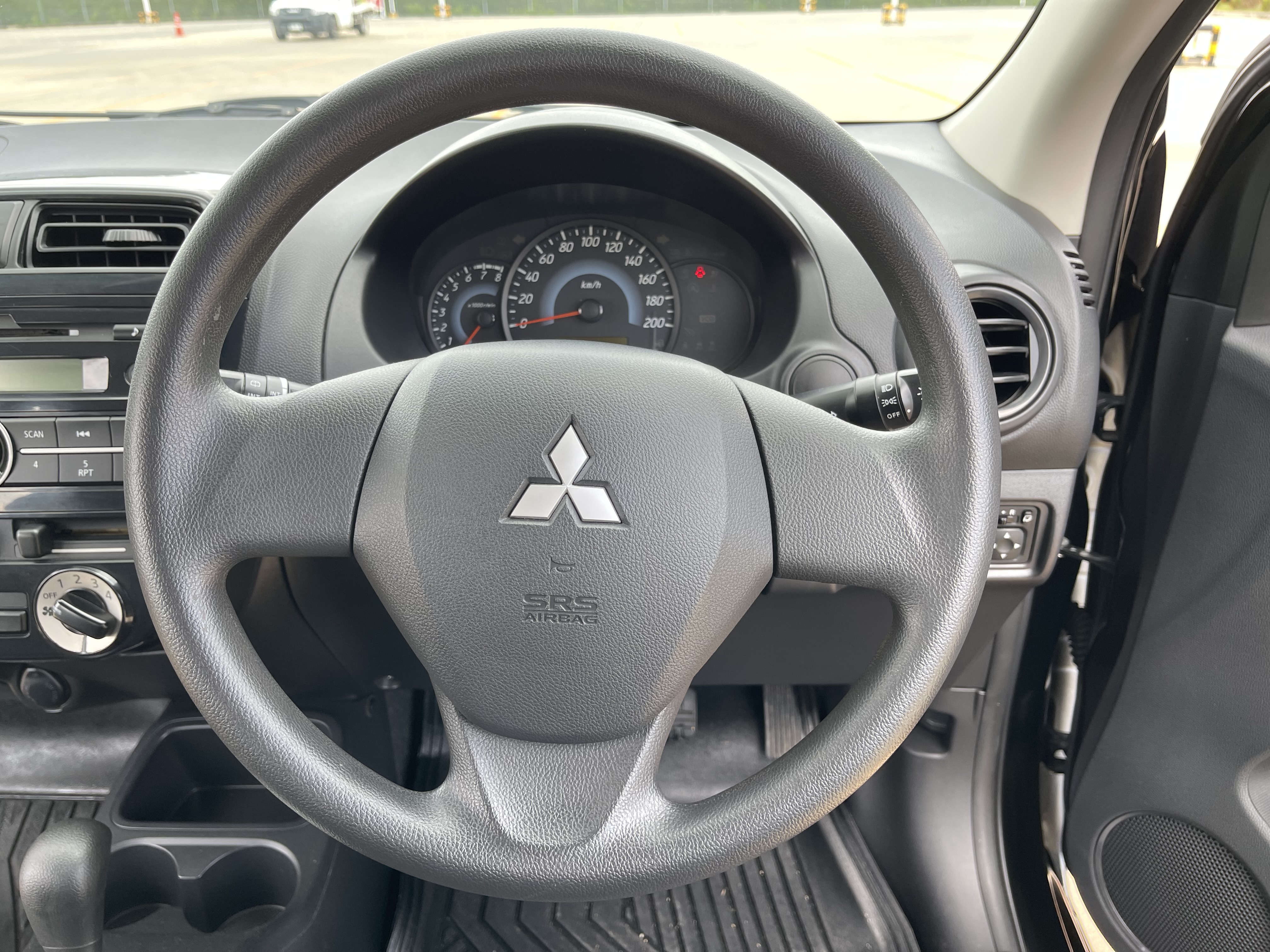 Mitsubishi Mirage 1.2 GLX At 2015 ดำ