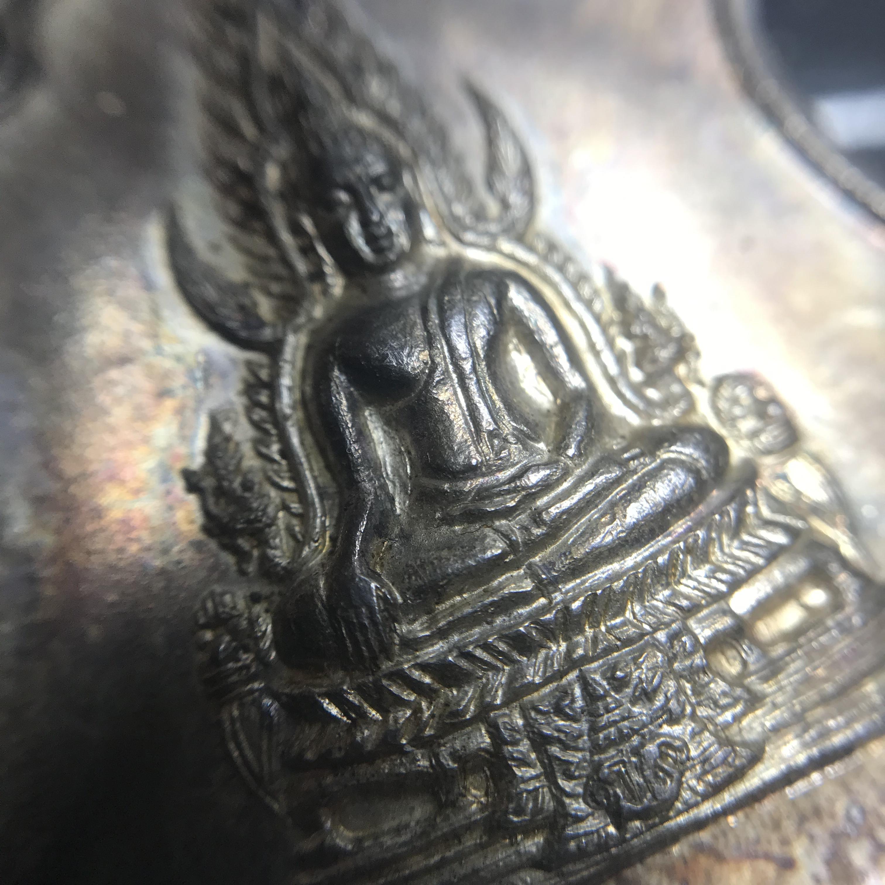 เหรียญพระพุทธชินราช มวก. วัดเบญจมบพิตร ปี 2519 เนื้อเงินสภาพสวยพร้อมกล่องเดิม(ในหลวงรัชกาลที่9และราชินีเสด็จฯเททอง)