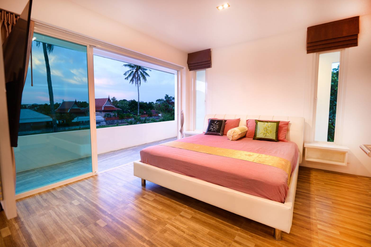 For Rent : Rawai, New Brand Private Pool Villa, 3 bedrooms 4 bathrooms