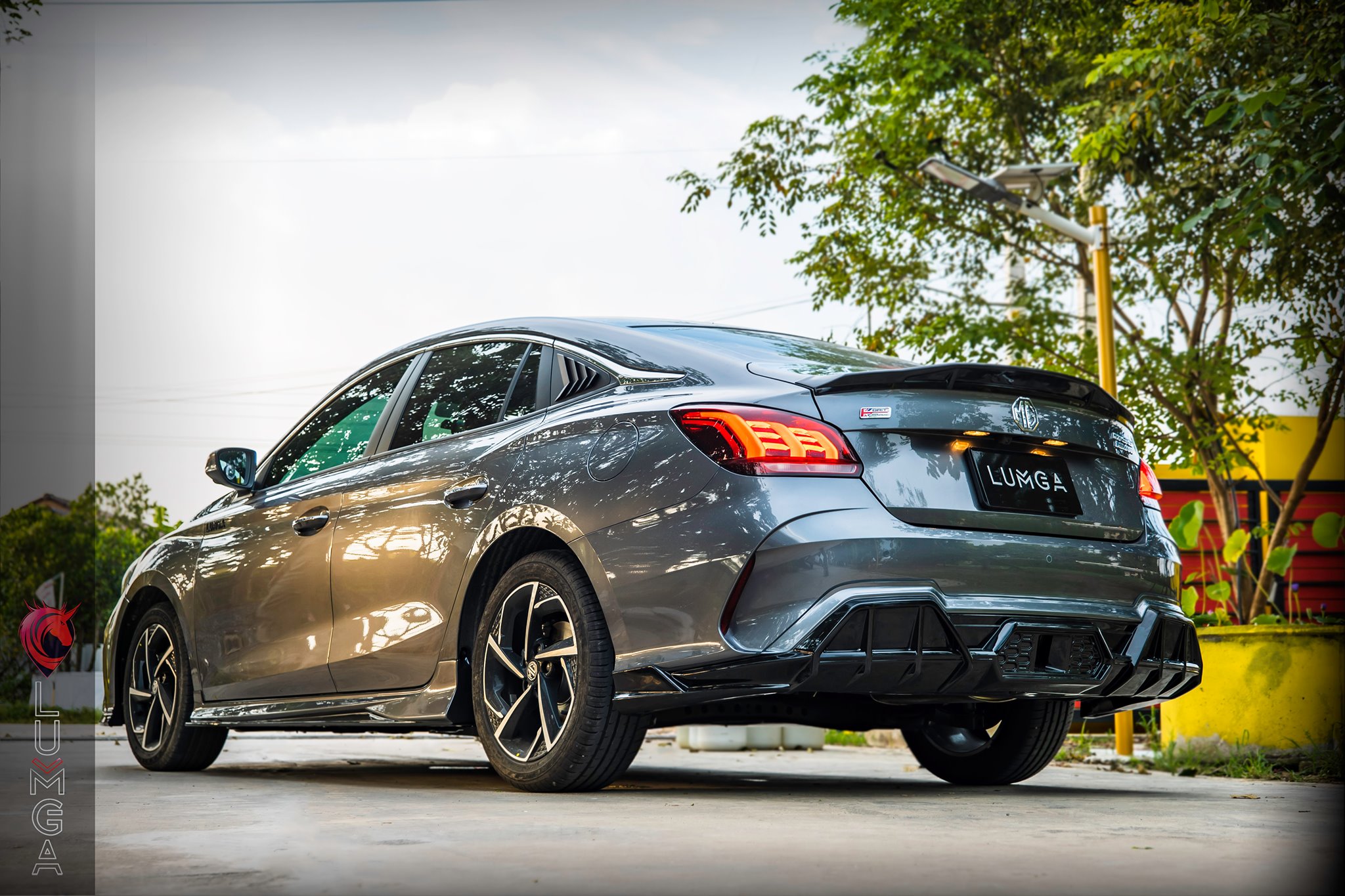 ชุดแต่งสเกิร์ตรอบคัน MG5 2022 Lumga bodykits (ลัมกา)